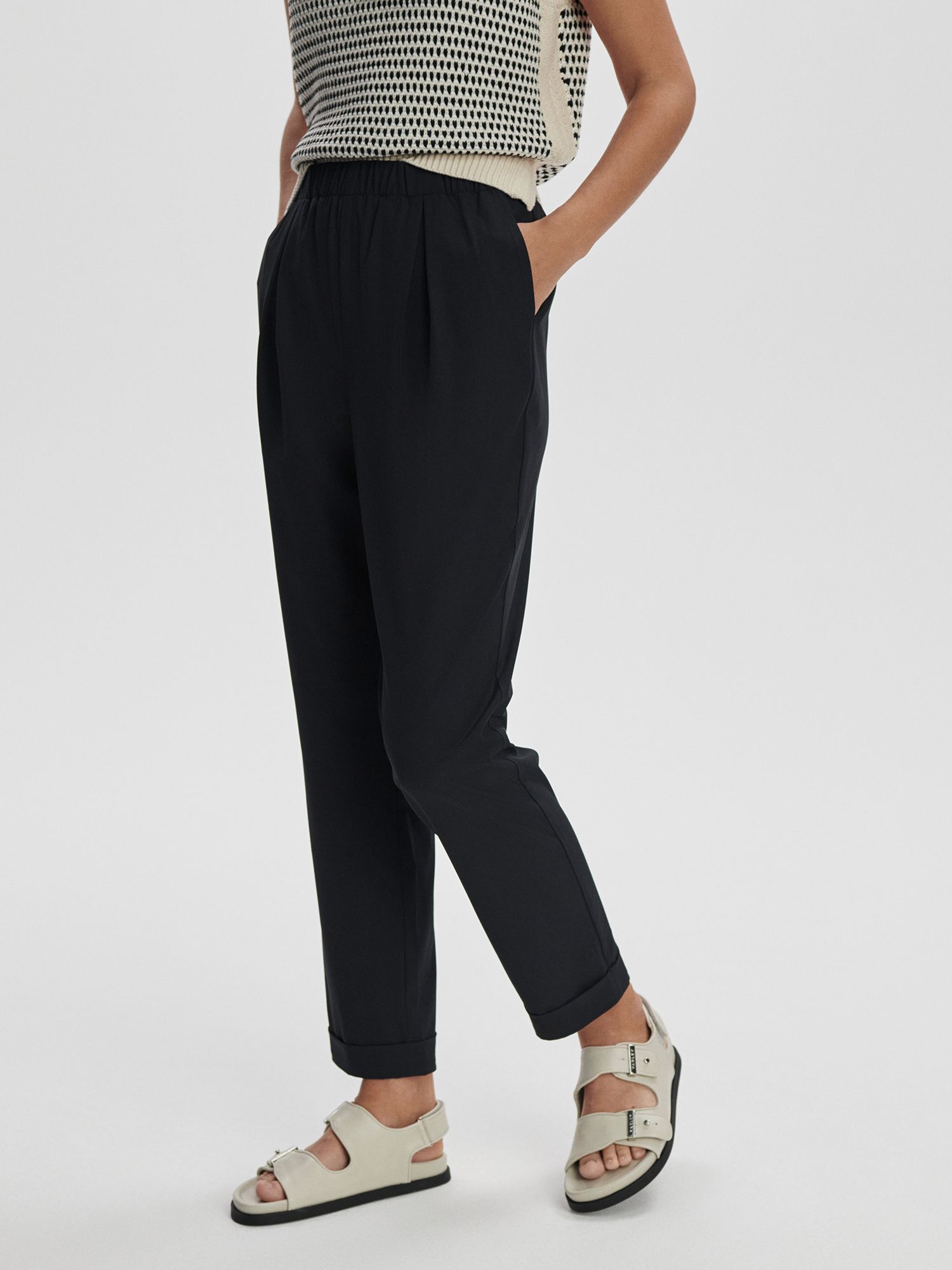 Varley Women's Alana Slim Tapered Pant product image