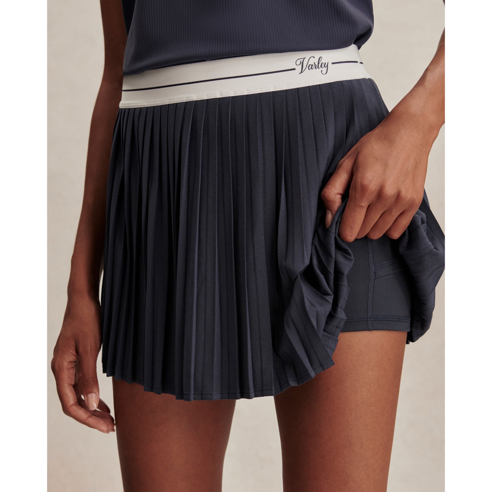 Varley Women's Clemency Mid-Rise 13.5" Skort product image