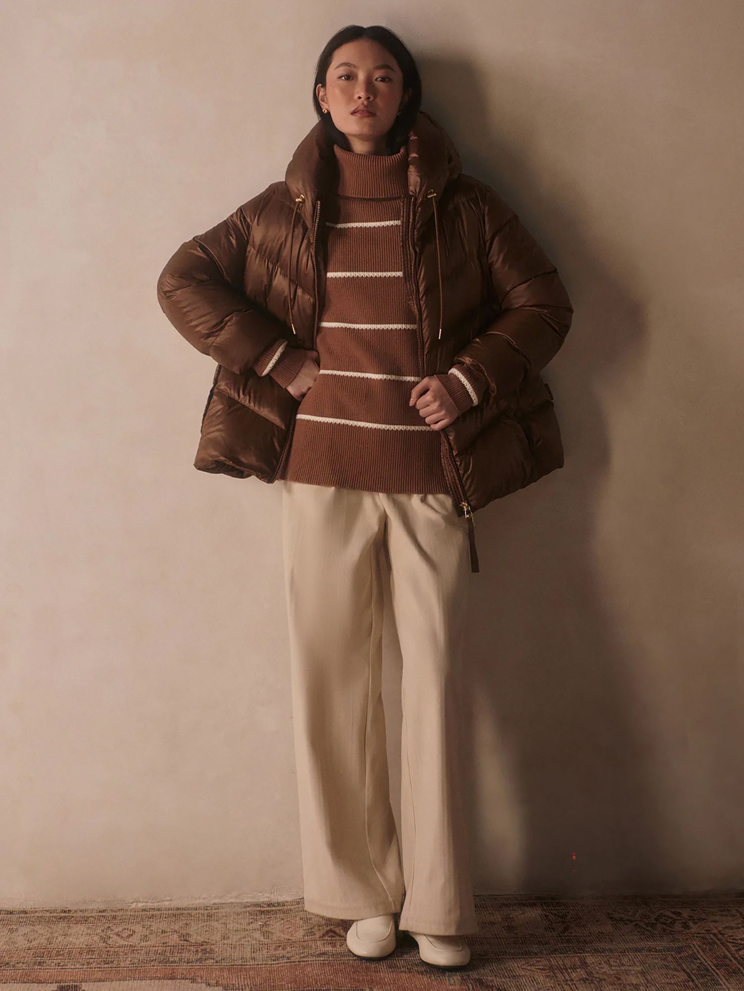 Varley Women's Madelina Lightweight Down Jacket product image