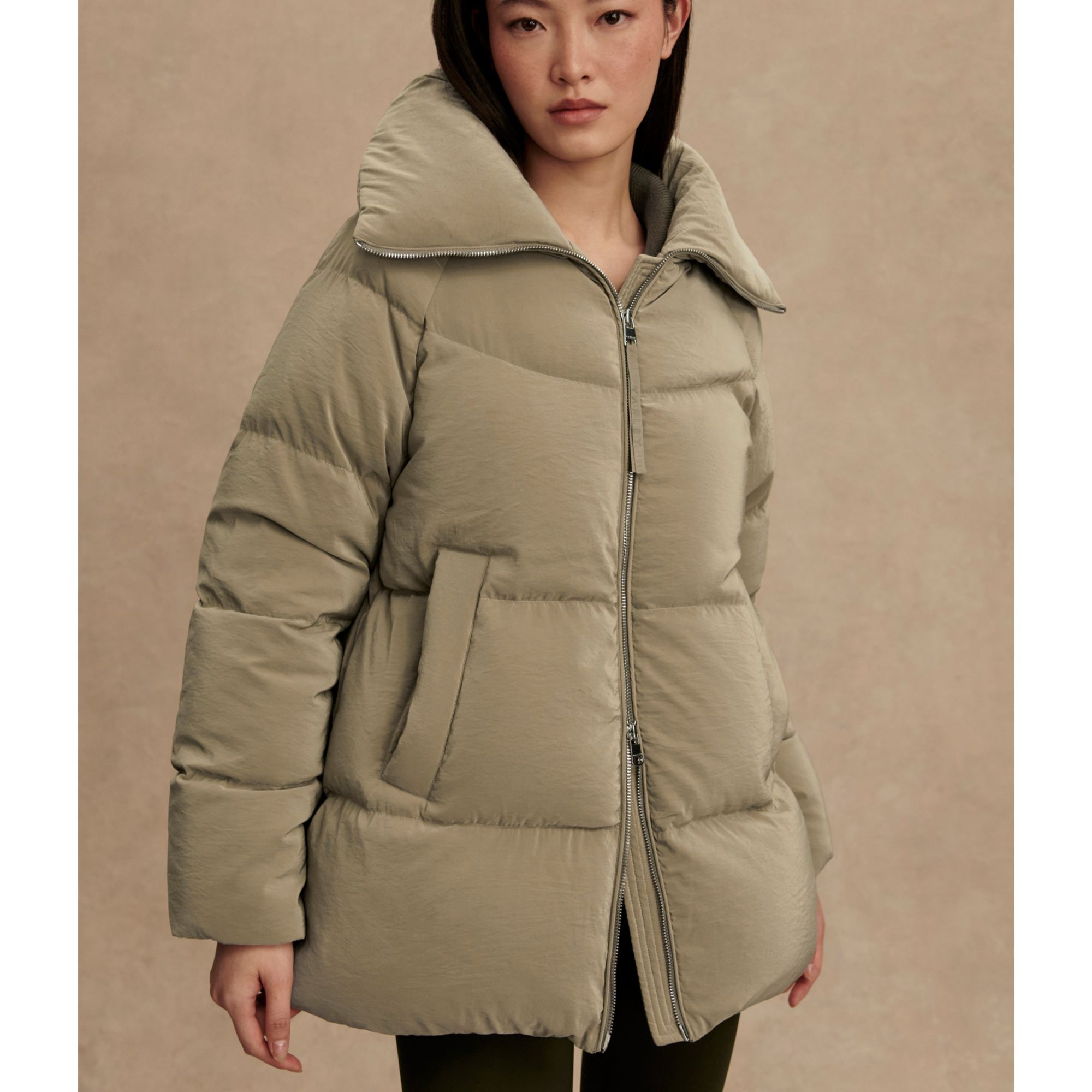 Varley Women's Valencia Down Puffer Coat Jacket product image