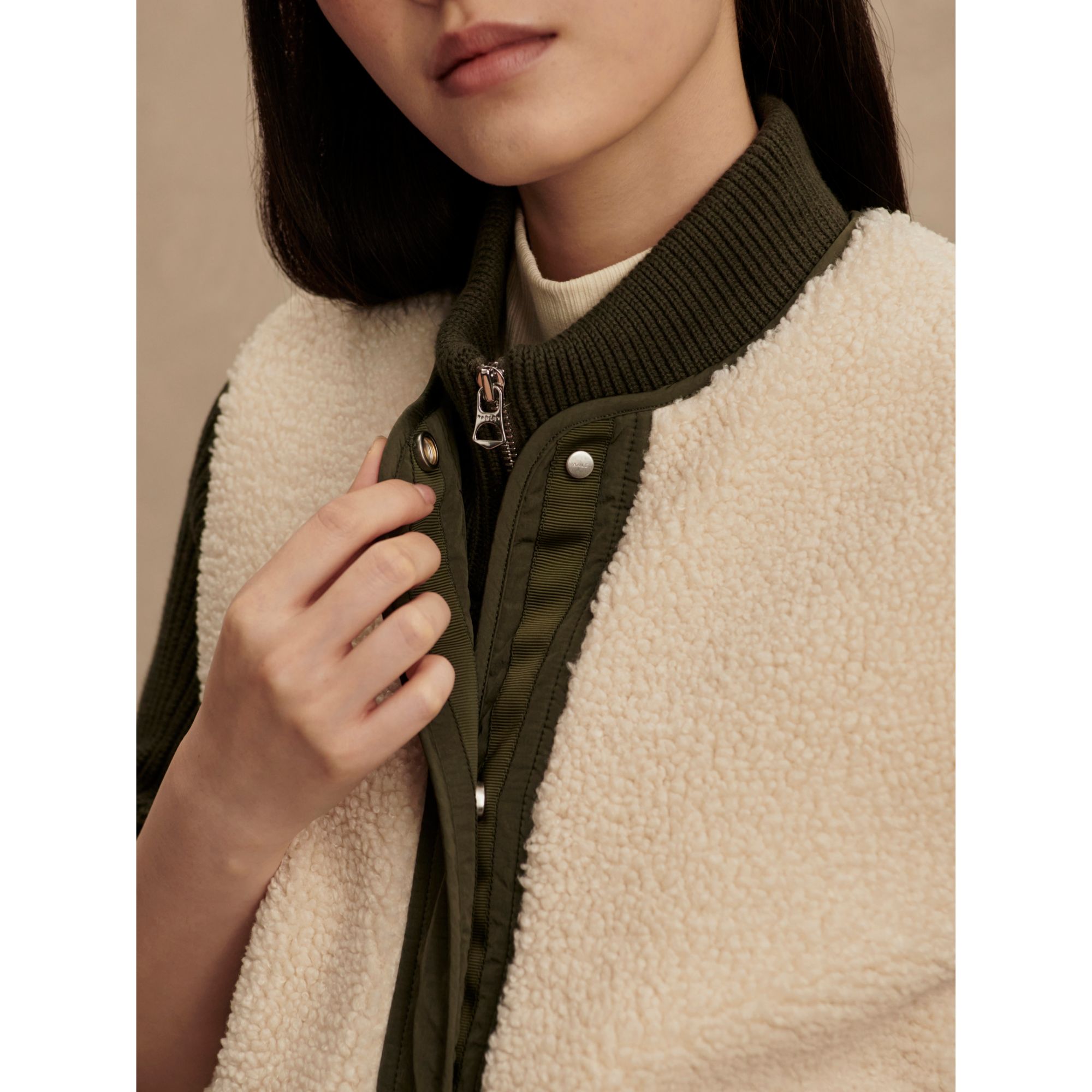 Varley Women's Audrea Reversible Gilet product image