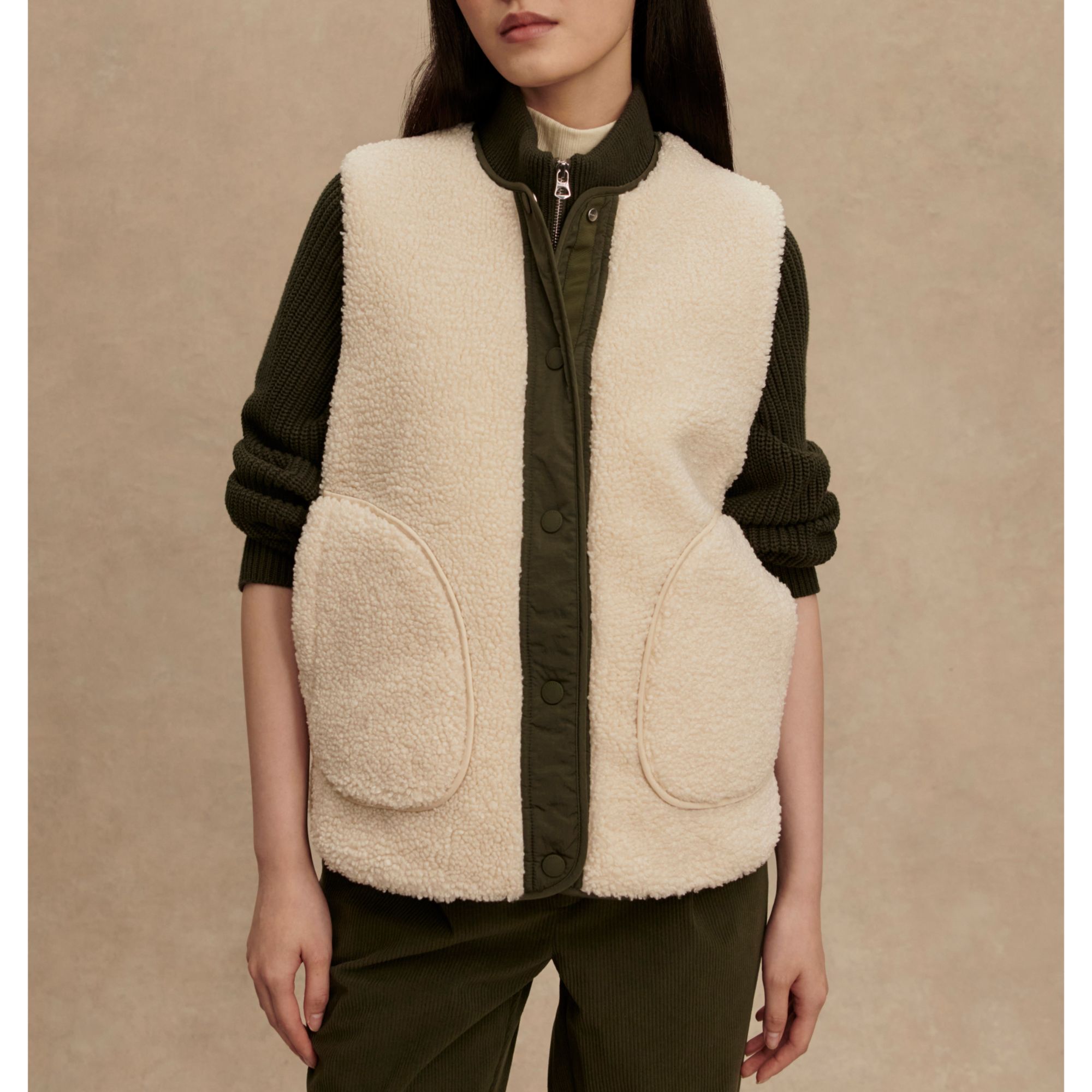 Varley Women's Audrea Reversible Gilet product image