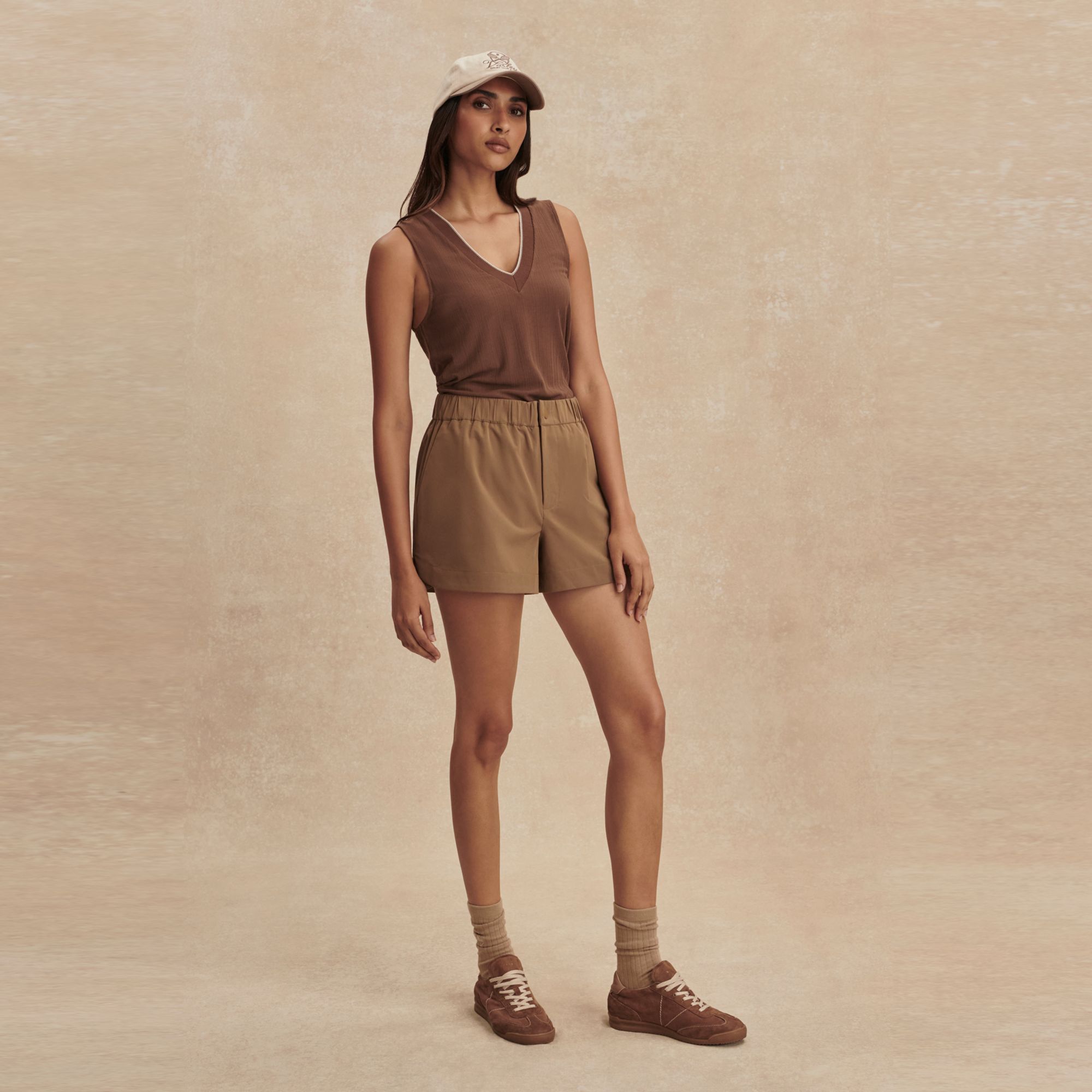 Varley Women's Nila Mid Rise 3.5" Shorts product image