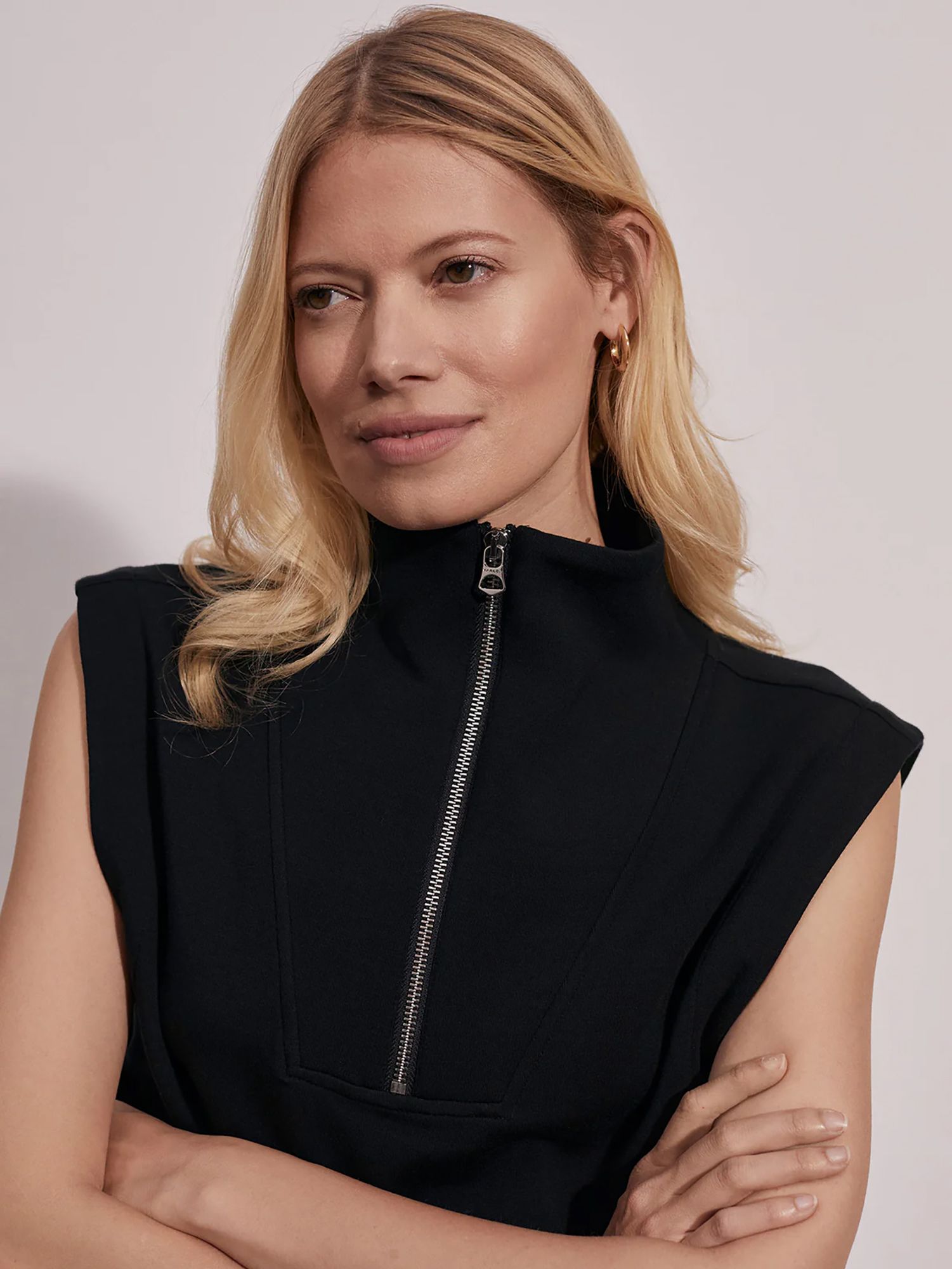 Varley Women's Magnolia 2.0 1/2 Zip Tank Top product image