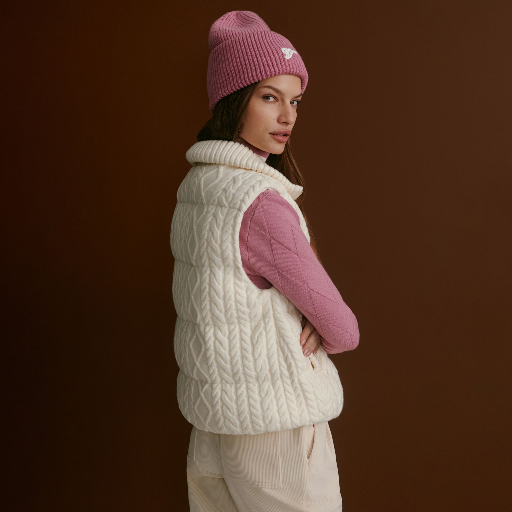 Varley Women's Irina Cable Knit Gilet product image
