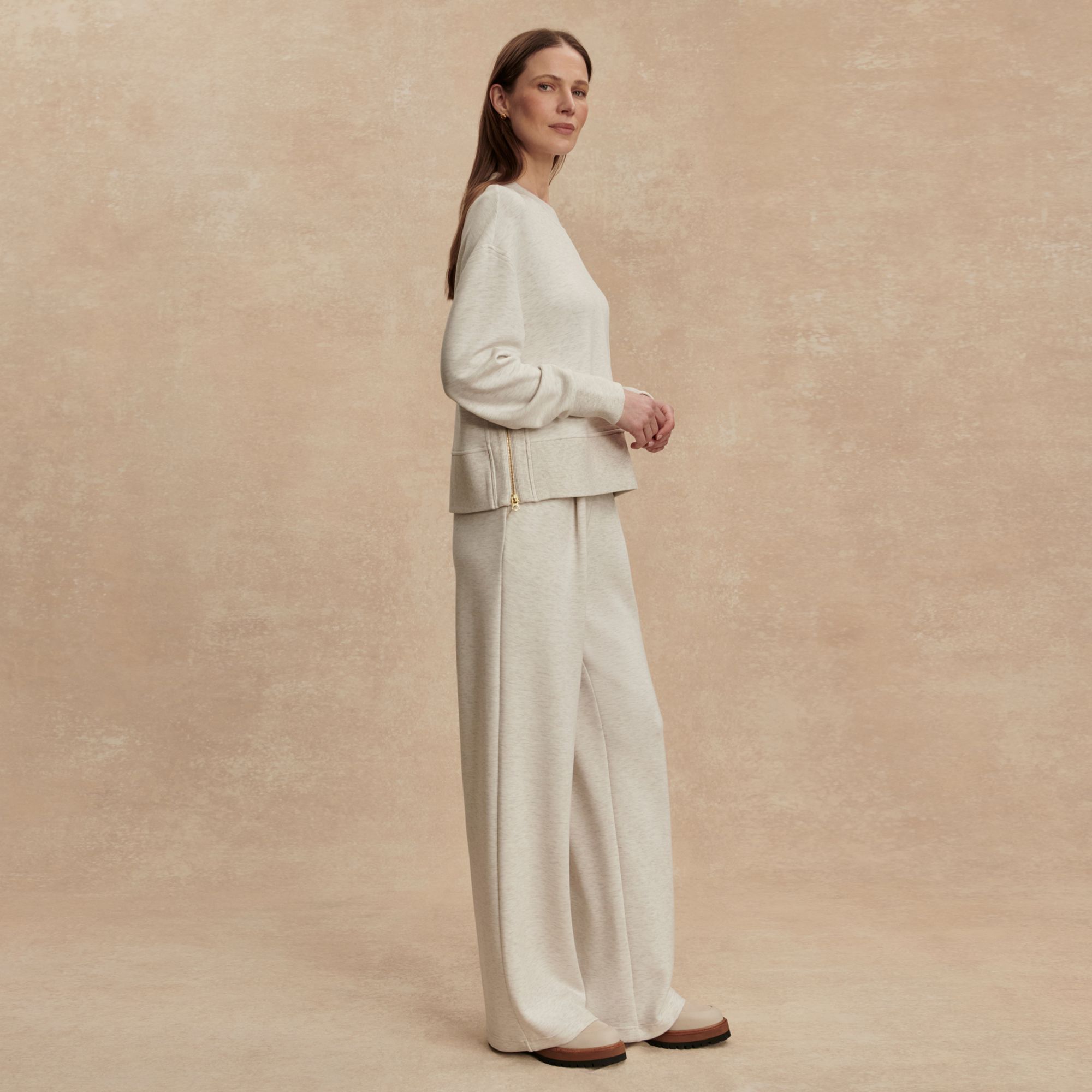 Varley Women's Philippe Crop Sweatshirt product image