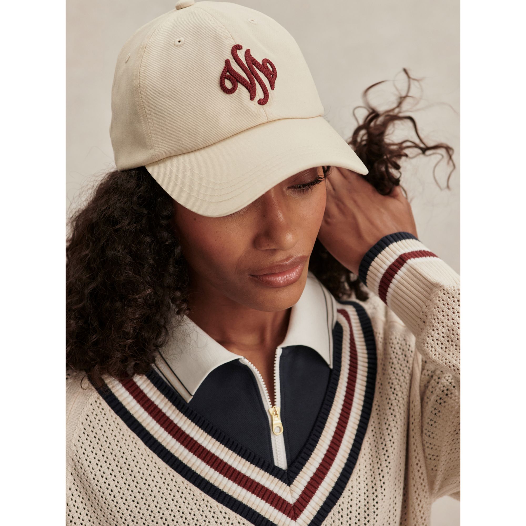 Varley Women's Maurice V-Neck Sweater product image