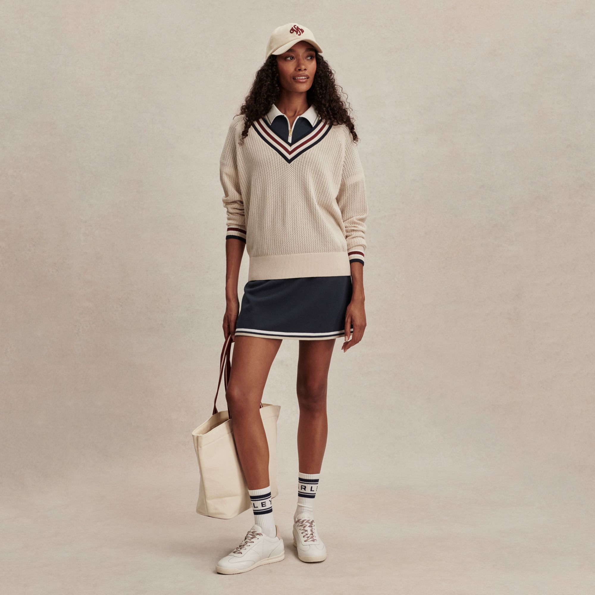 Varley Women's Maurice V-Neck Sweater product image