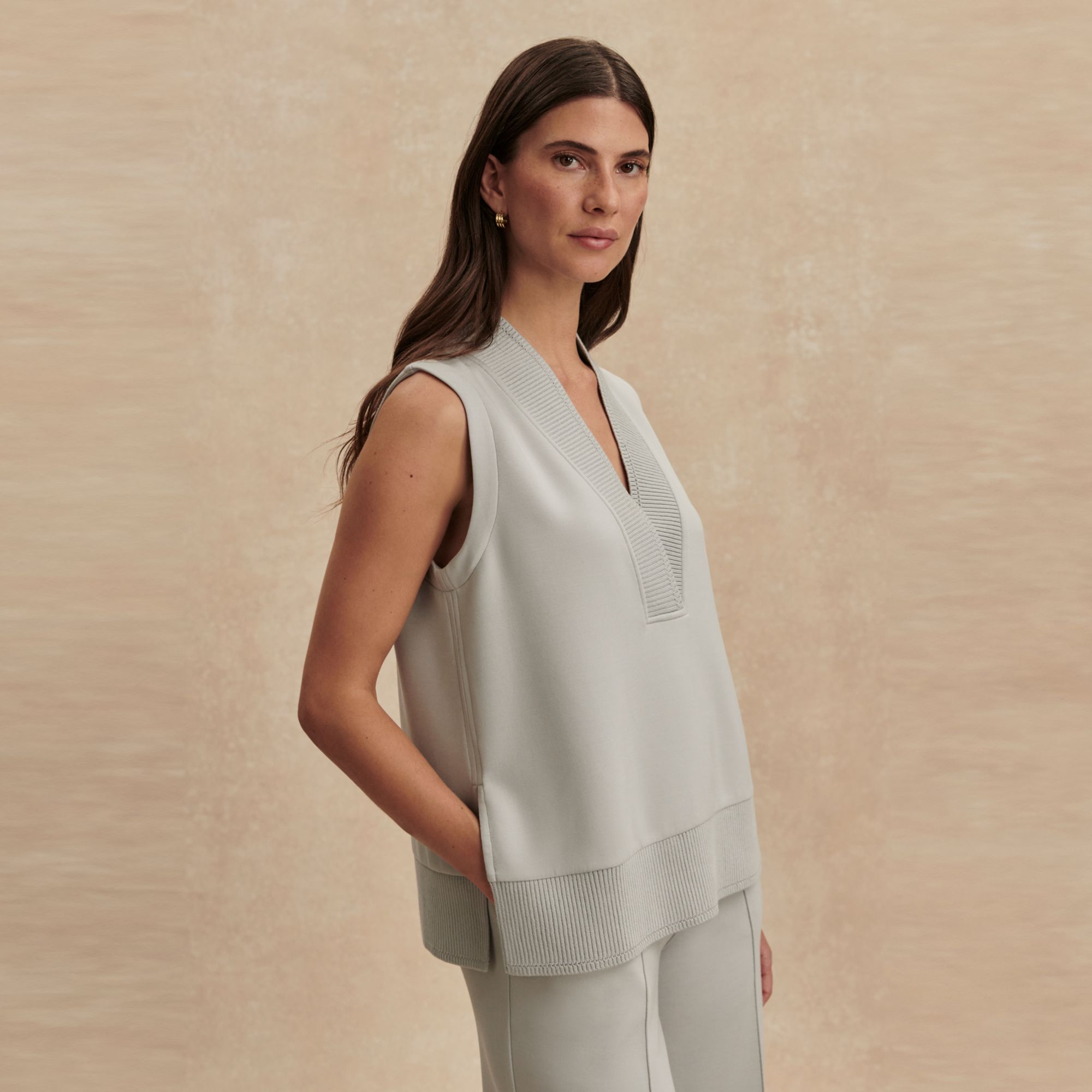 Varley Women's Freida V-Neck Tank product image