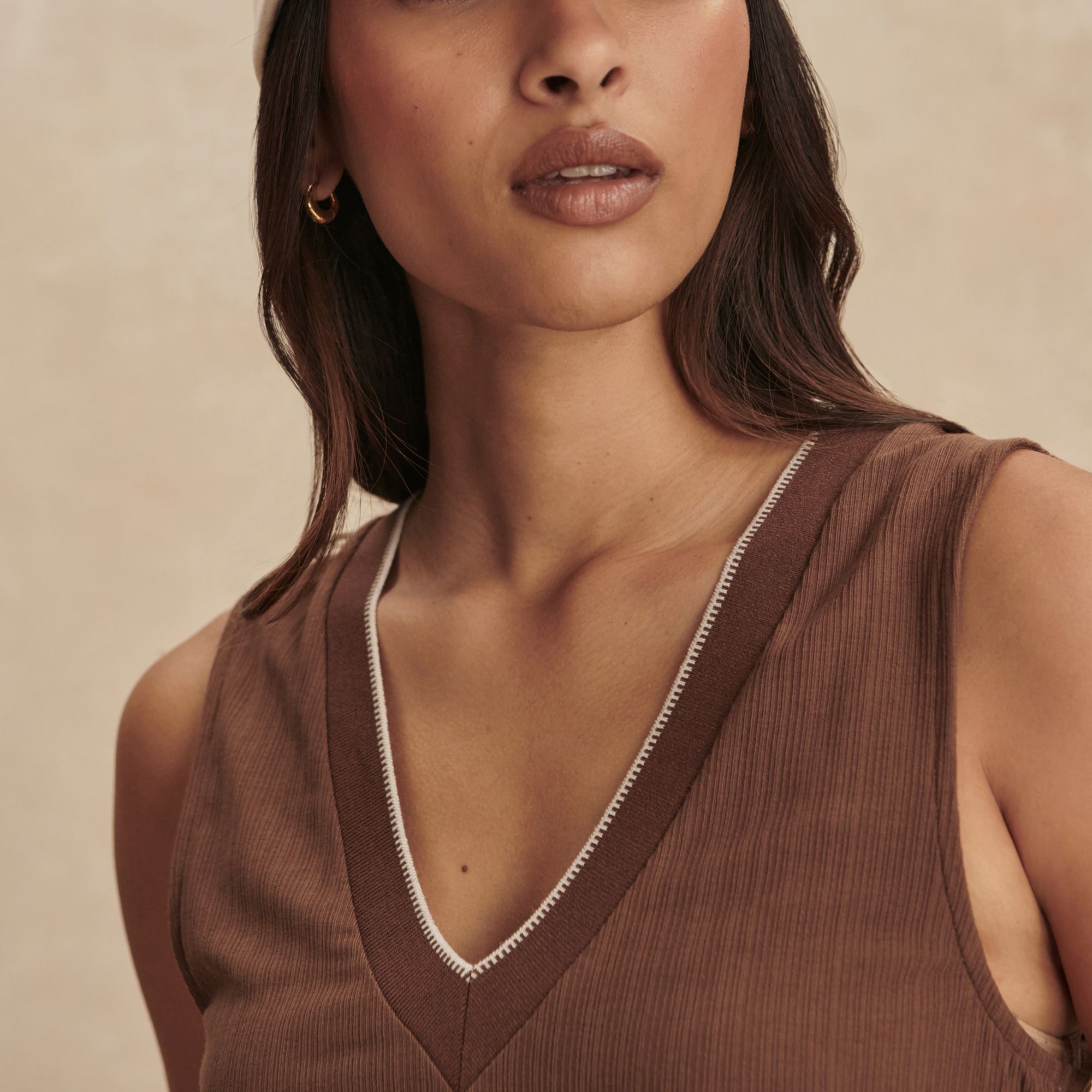 Varley Women's Corby V-Neck Tank product image