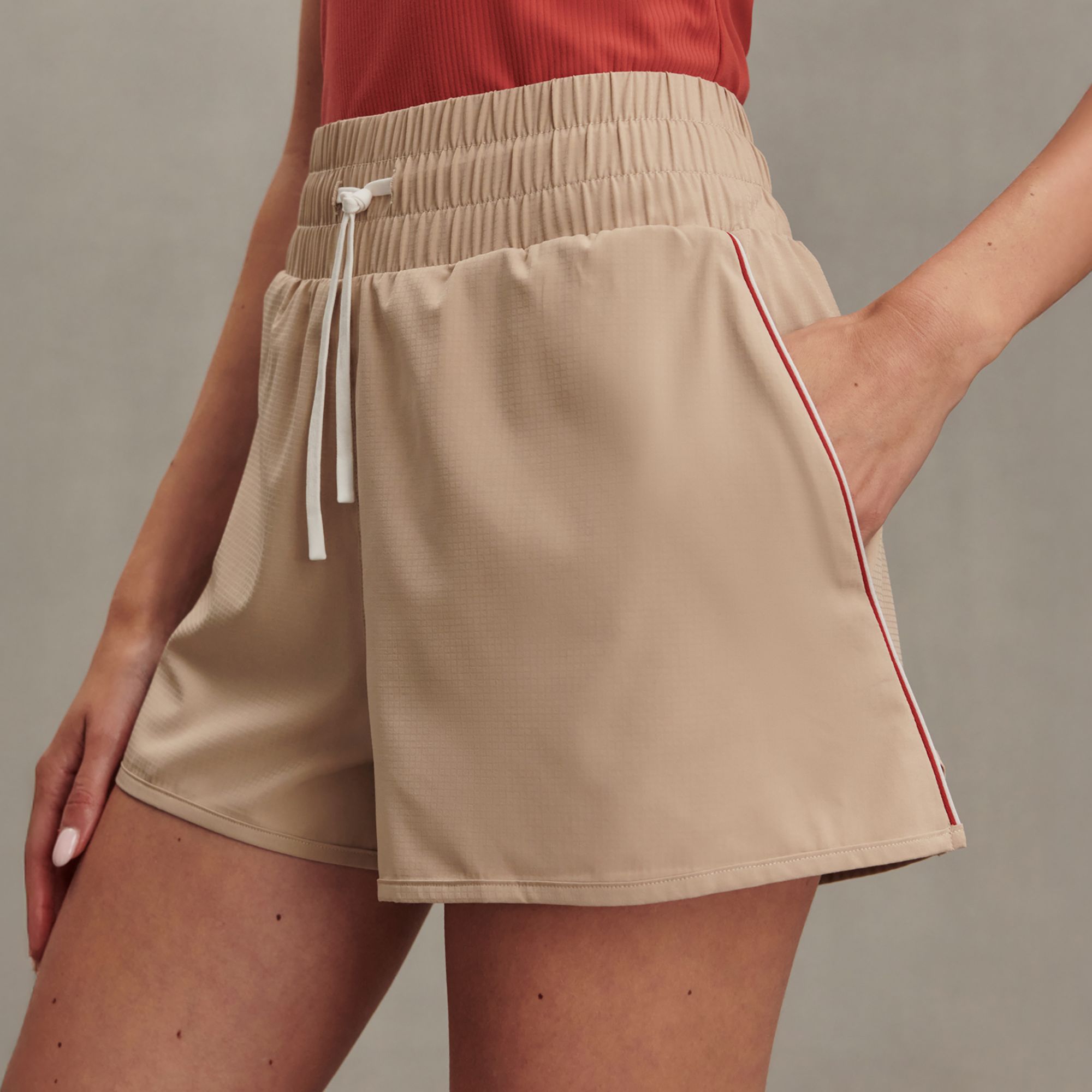Varley Women's Bodie Running 2 Shorts product image