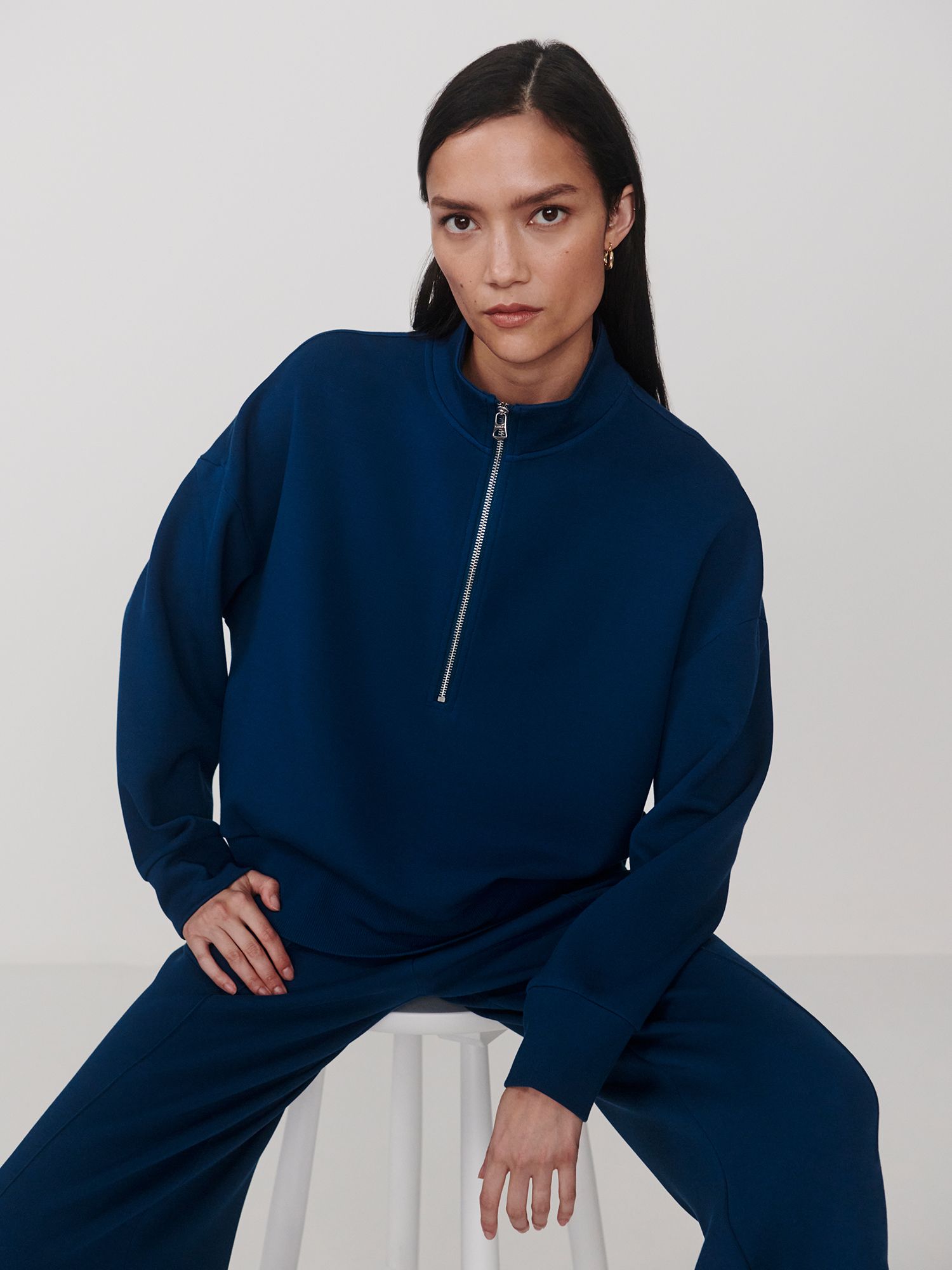Varley Women's Mavis Mock Neck Sweatshirt product image