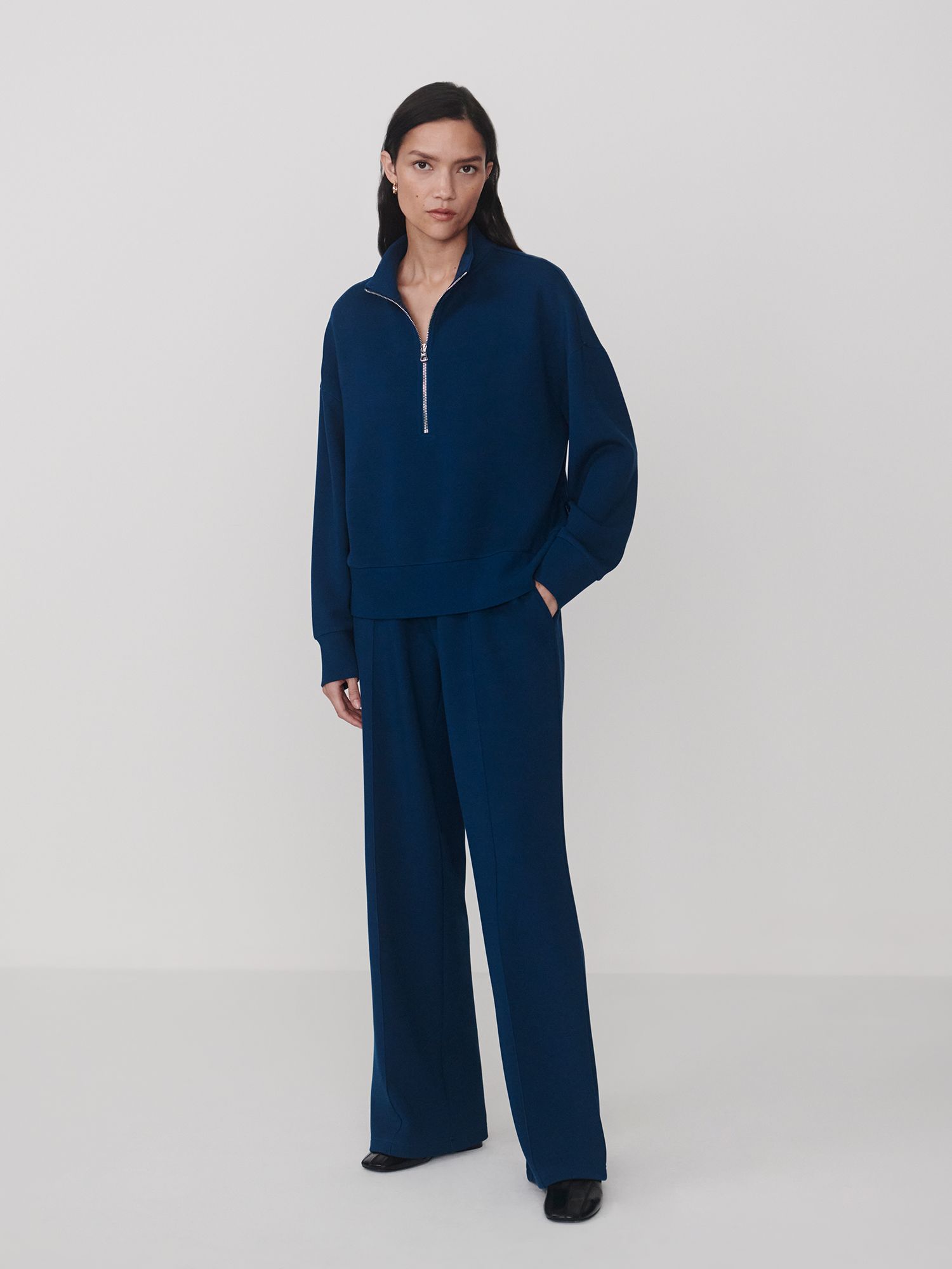 Varley Women's Mavis Mock Neck Sweatshirt product image
