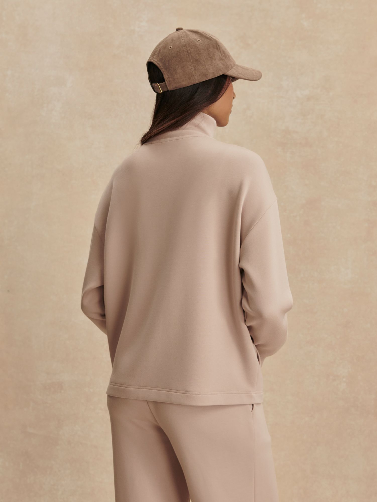 Varley Women's Arlene Zip Through Sweatshirt product image