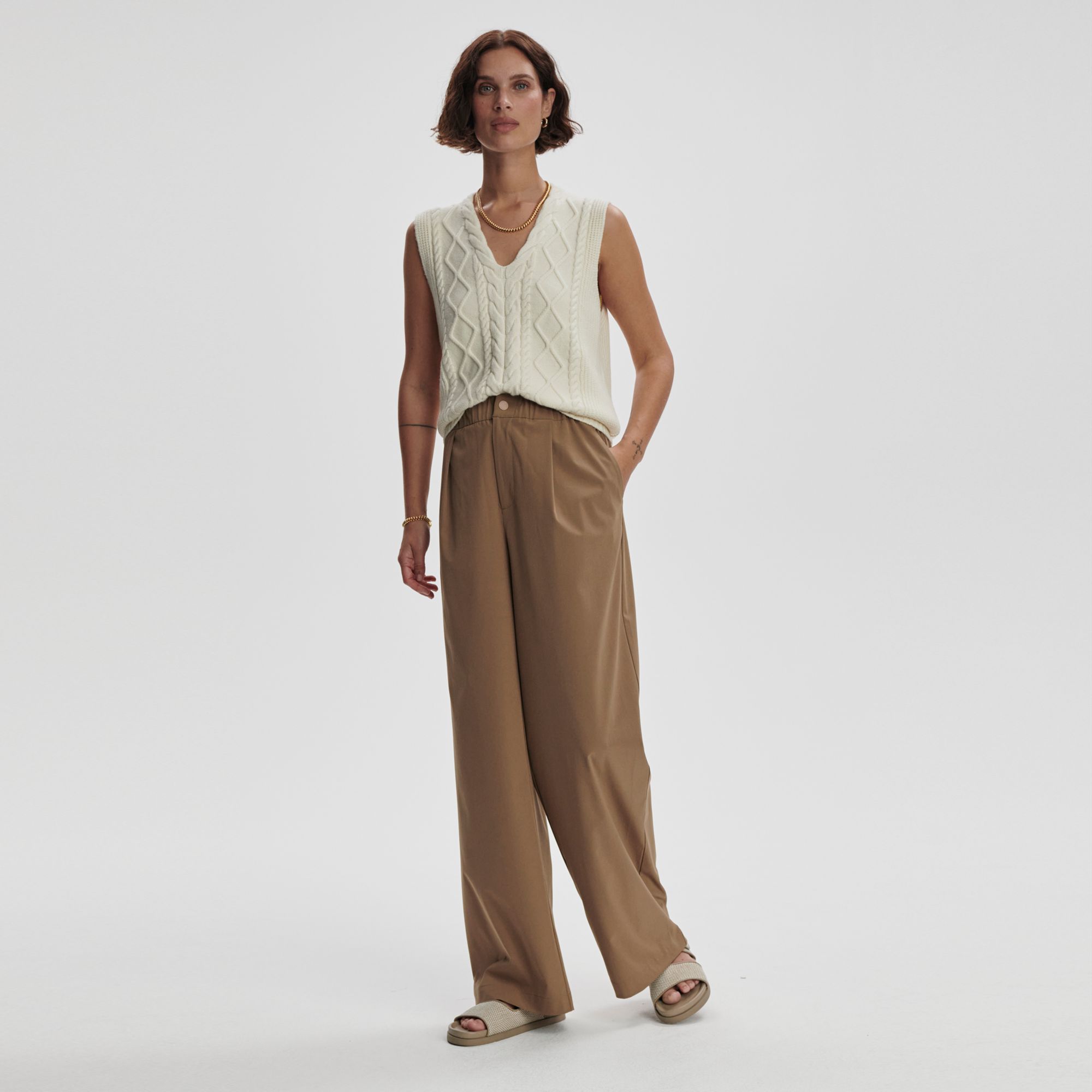 Varley Women's Kayson Wide Leg Pants product image