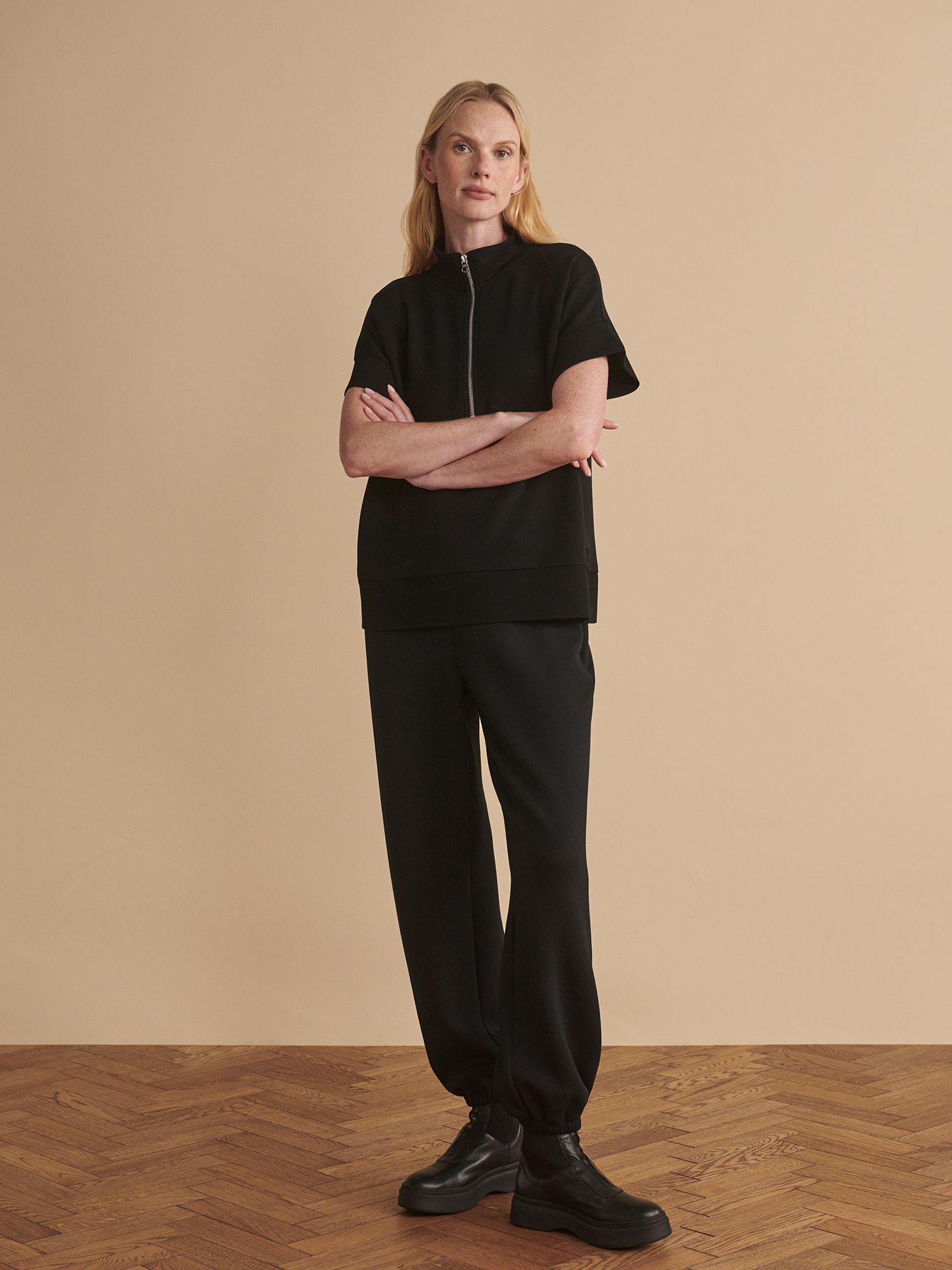 Varley Women's The Classic Cuff Pants 28.5" product image