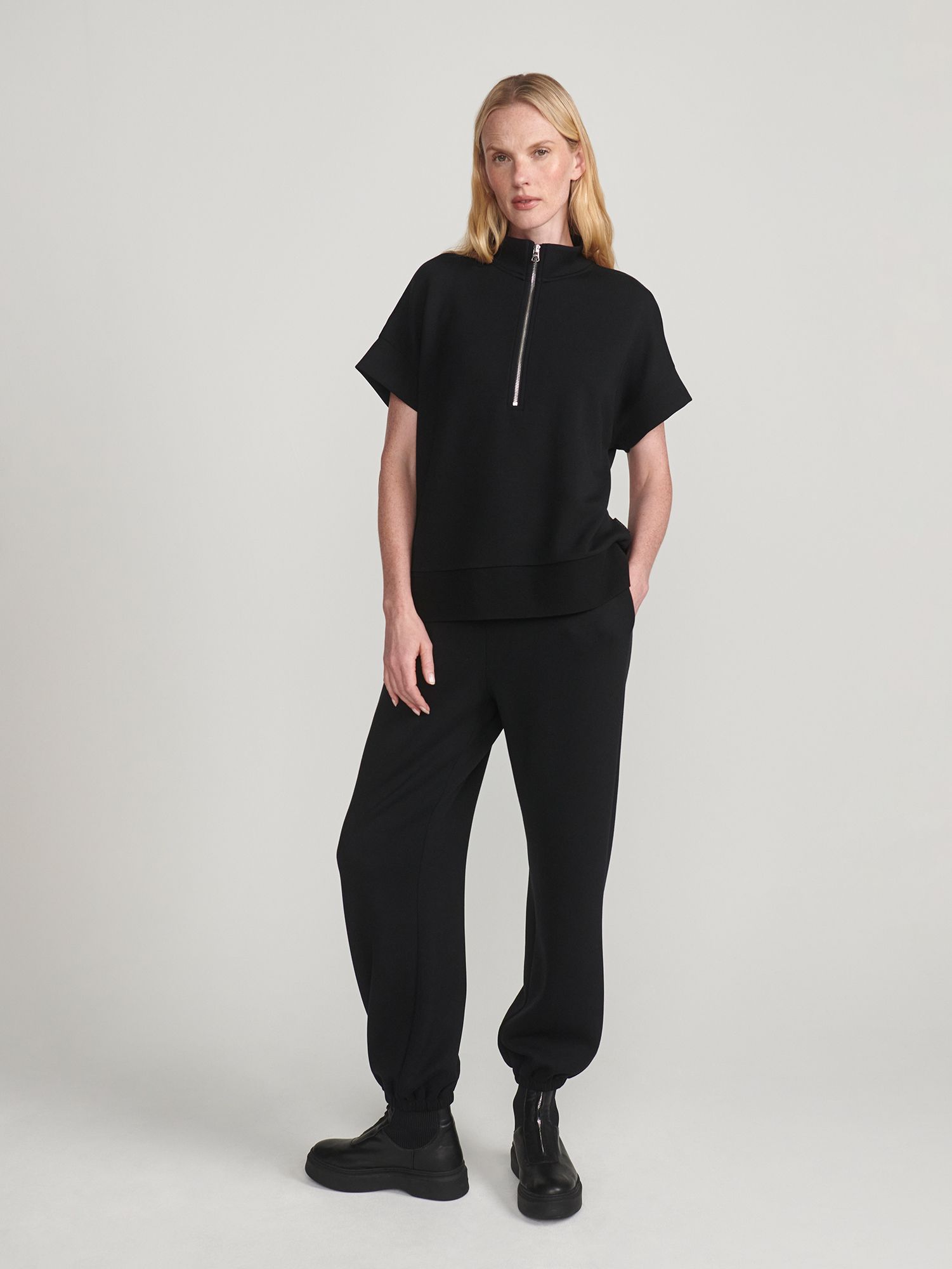 Varley Women's The Classic Cuff Pants 28.5" product image