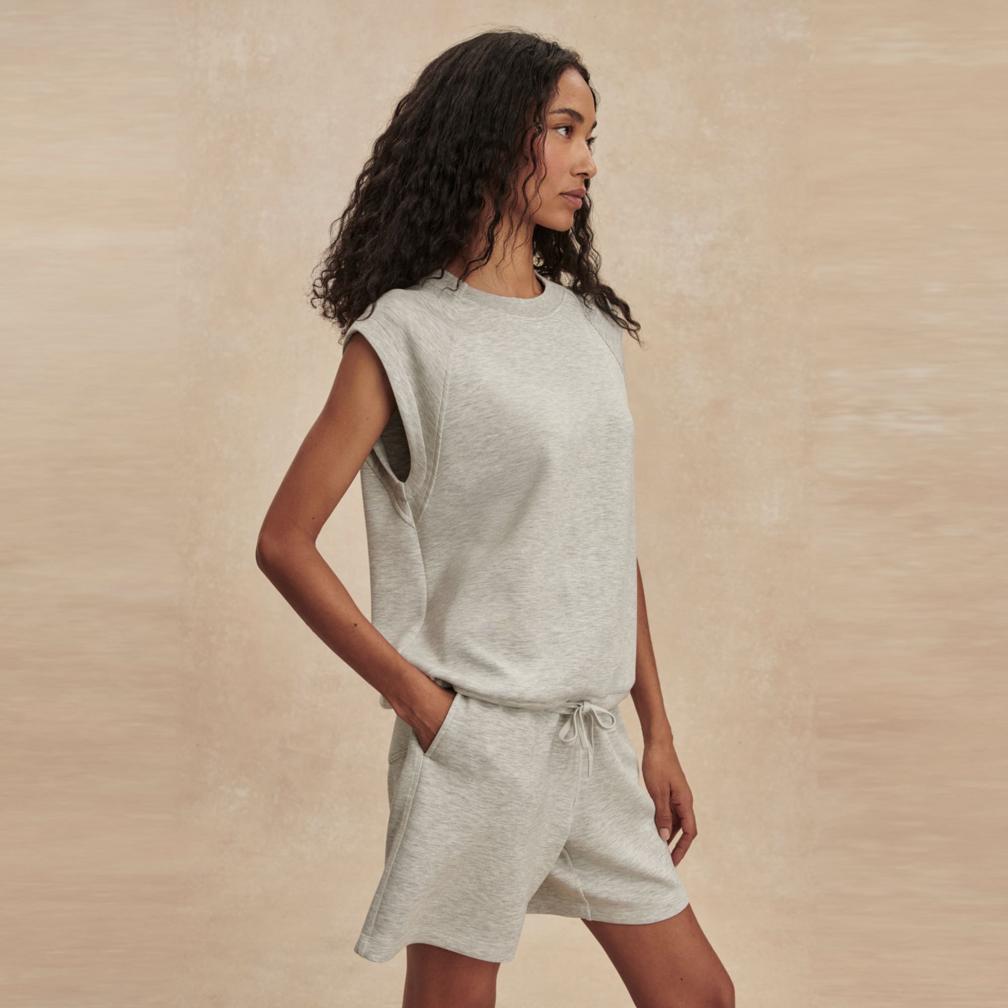 Varley Women's Salome Raglan Tee product image
