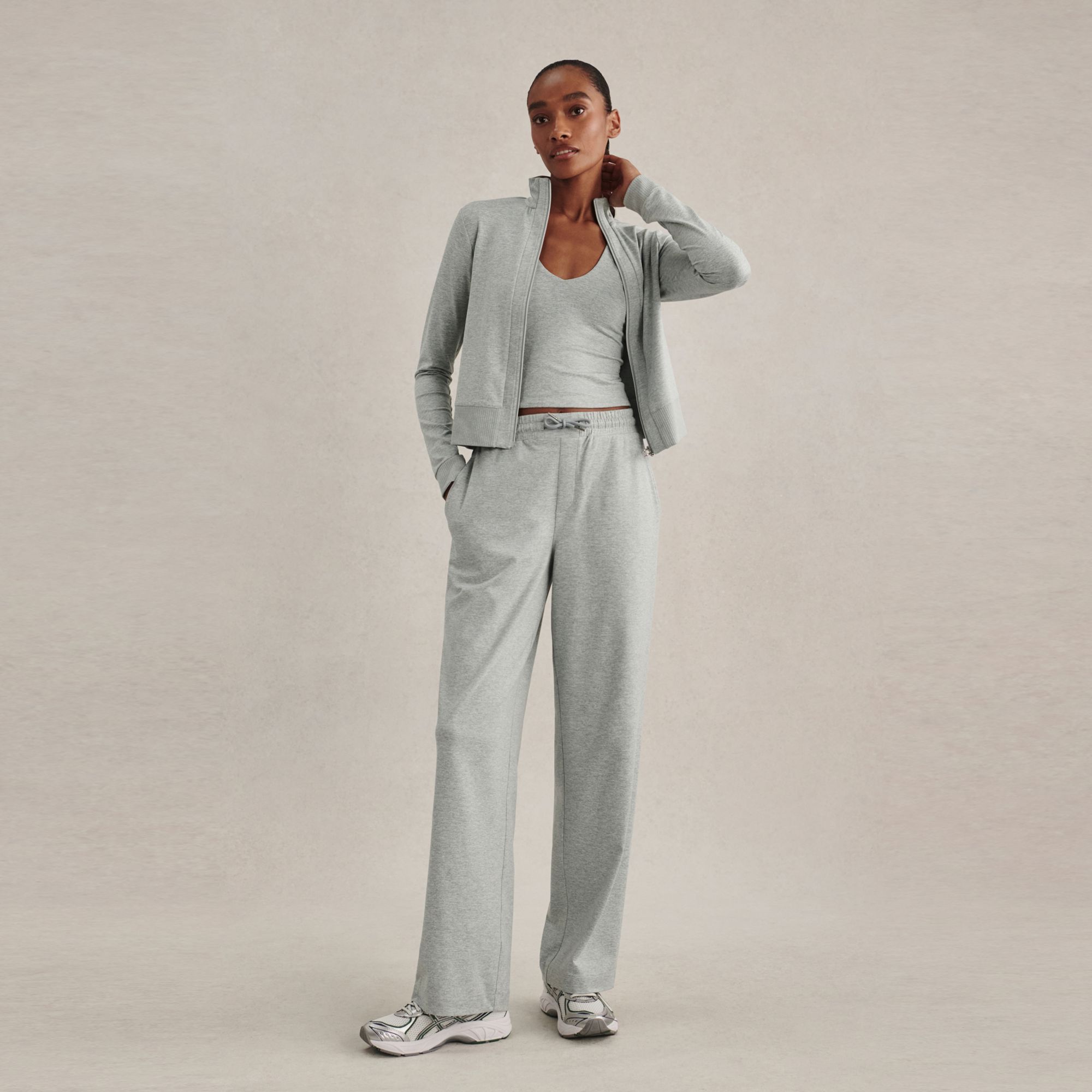 Varley Women's Rufus Cropped Zip Through Sweater product image