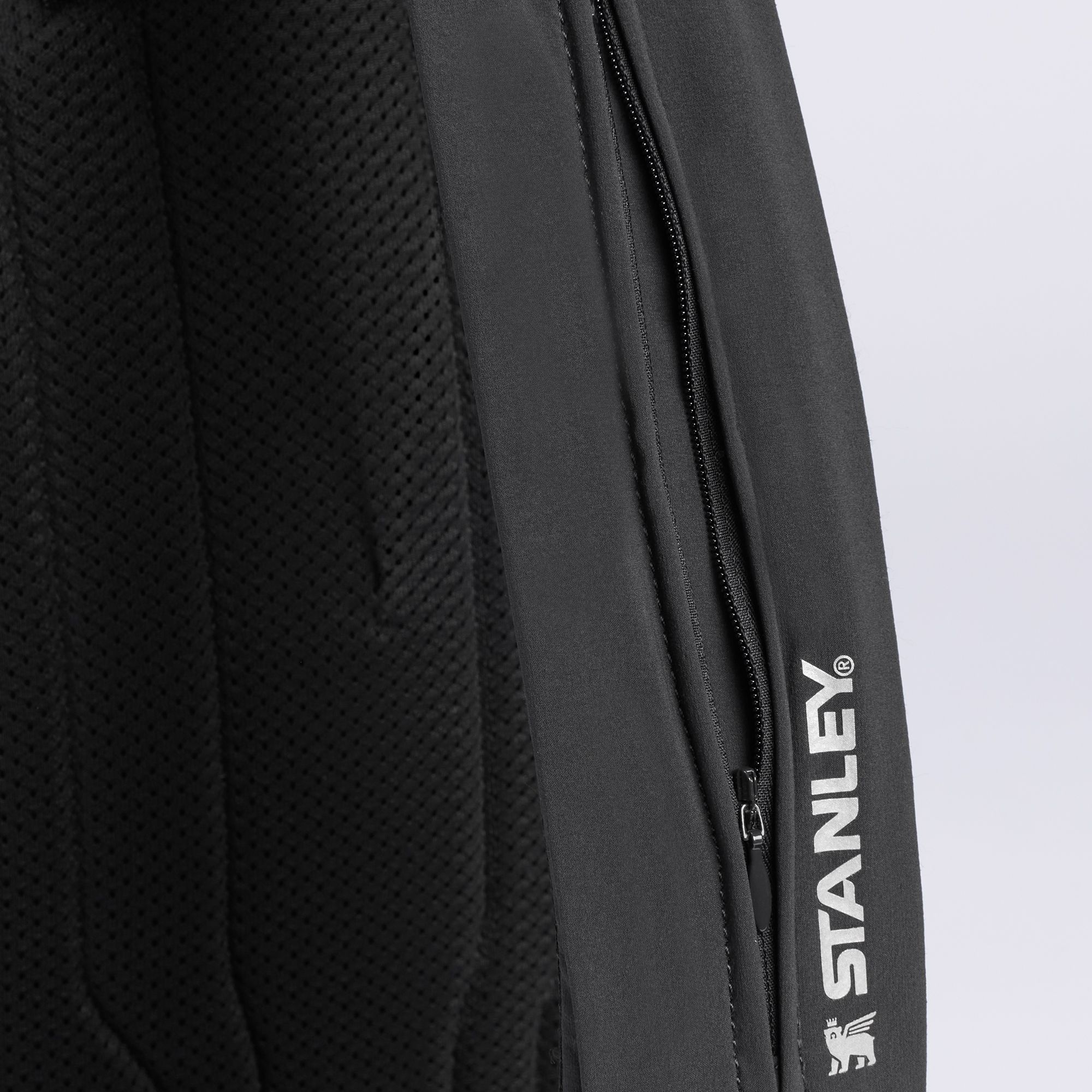 Stanley Vitalize Macro Method Crossbody Bag 9.5L product image