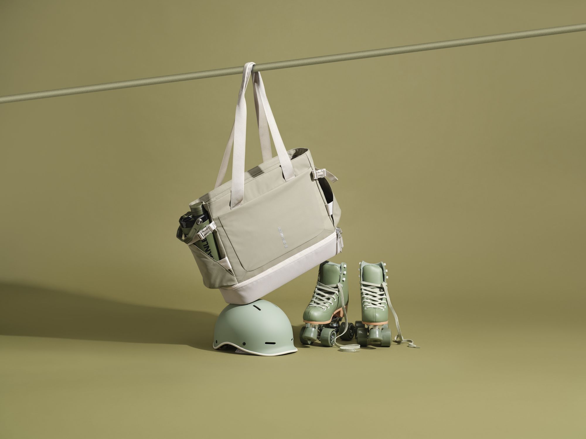 Stanley Vitalize Macro Method Tote 26.1L product image