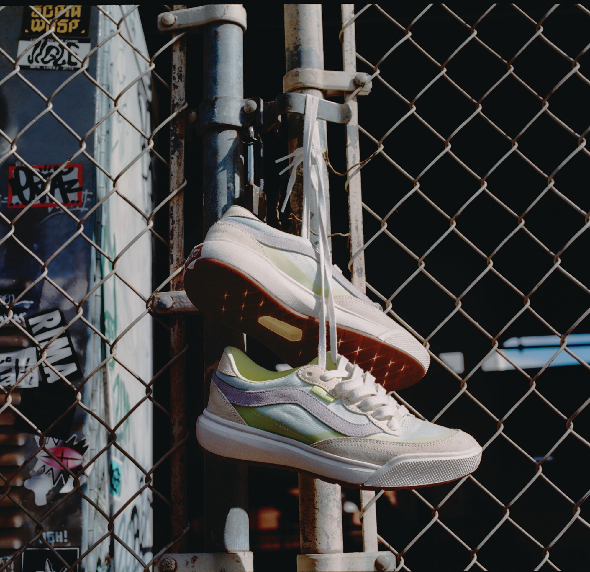 Vans MTE UltraRange 2.0 RapidWeld Shoes product image