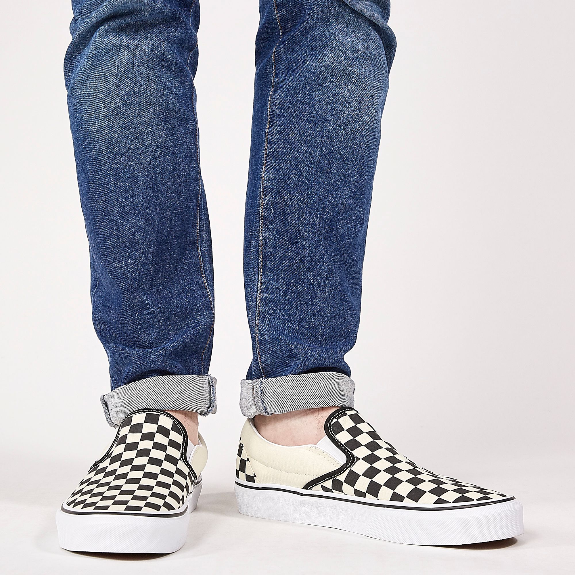 womens vans checkered slip ons