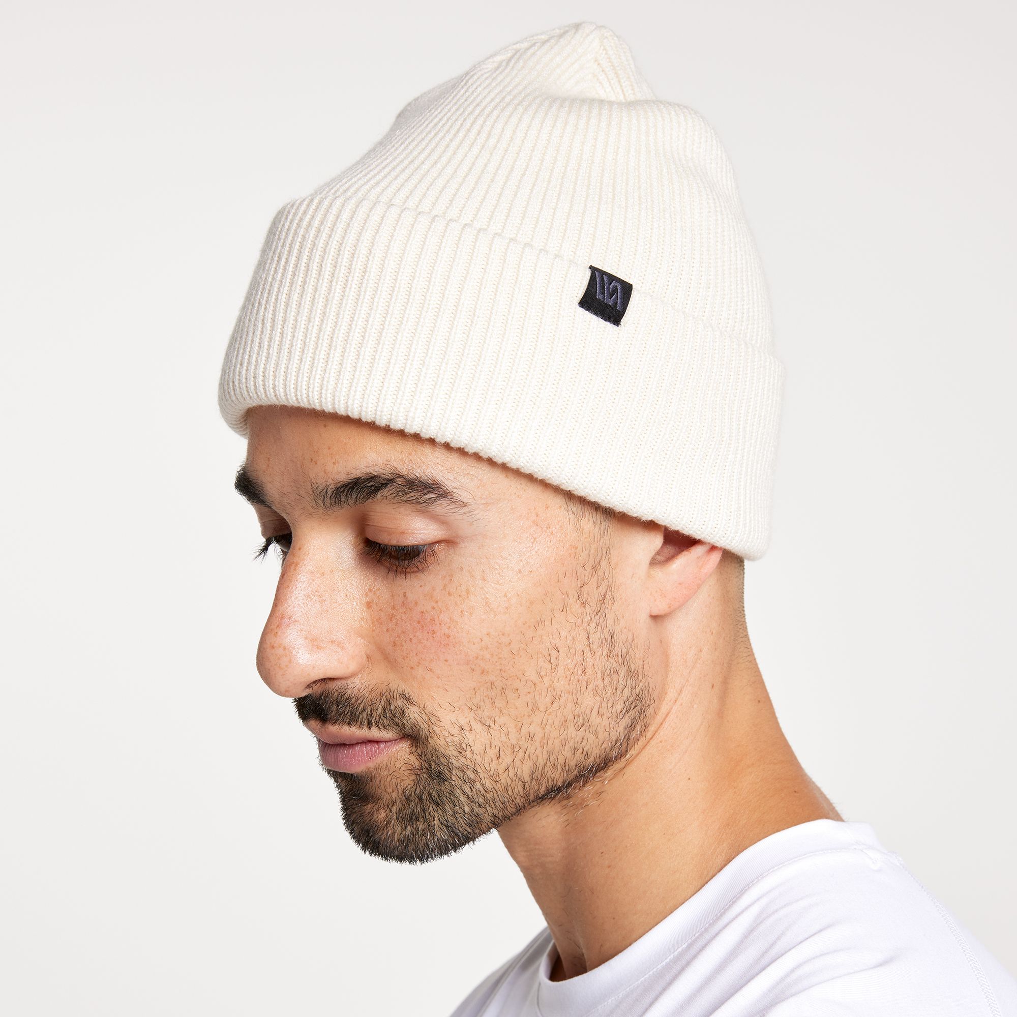 VRST Men's Ribbed Beanie product image