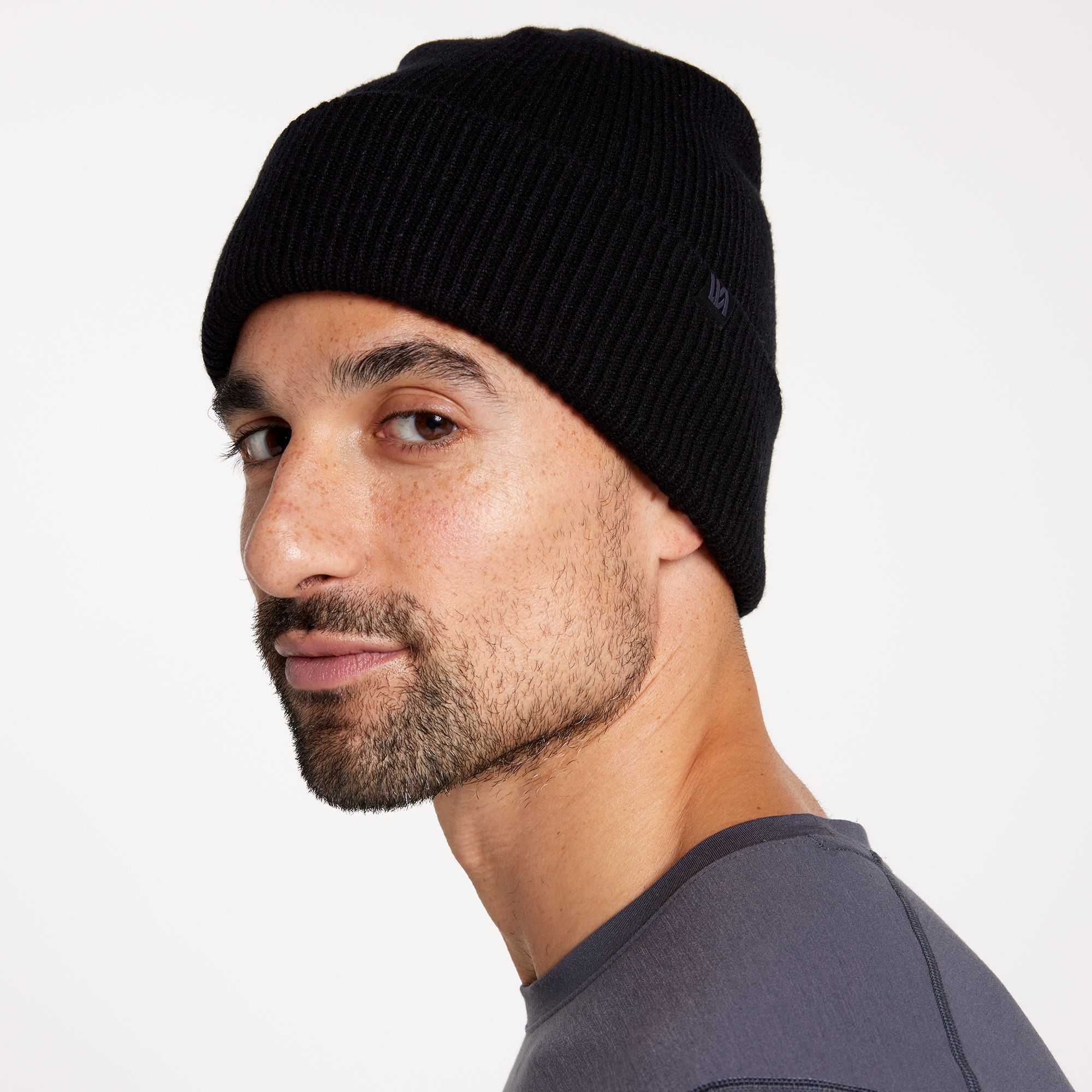VRST Men's Ribbed Beanie product image