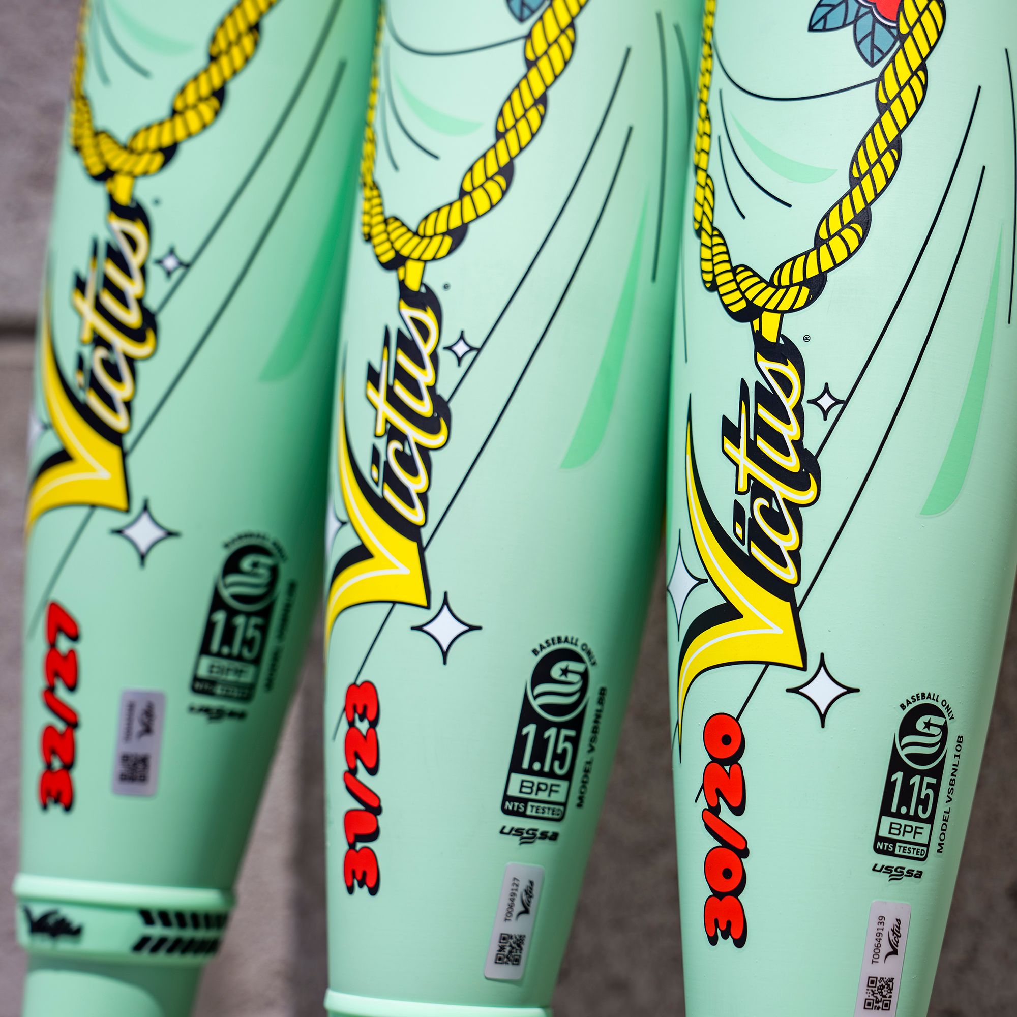 Victus Nova Lit Beacon Limited Edition 2¾" USSSA Bat 2026 (-8) product image