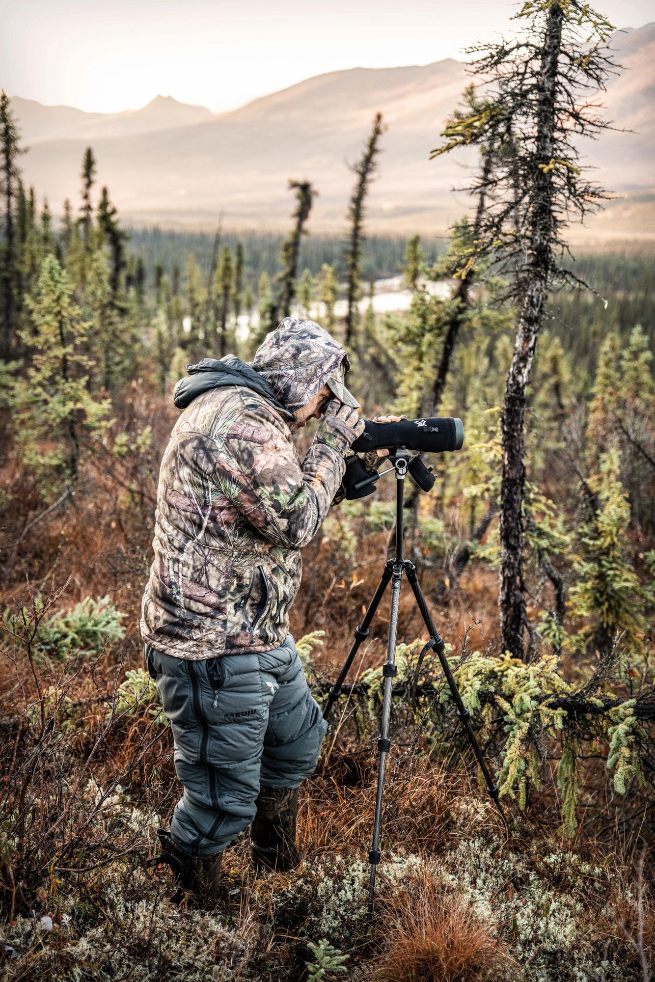 Vortex Optics Summit Carbon II Tripod + Pan Head product image