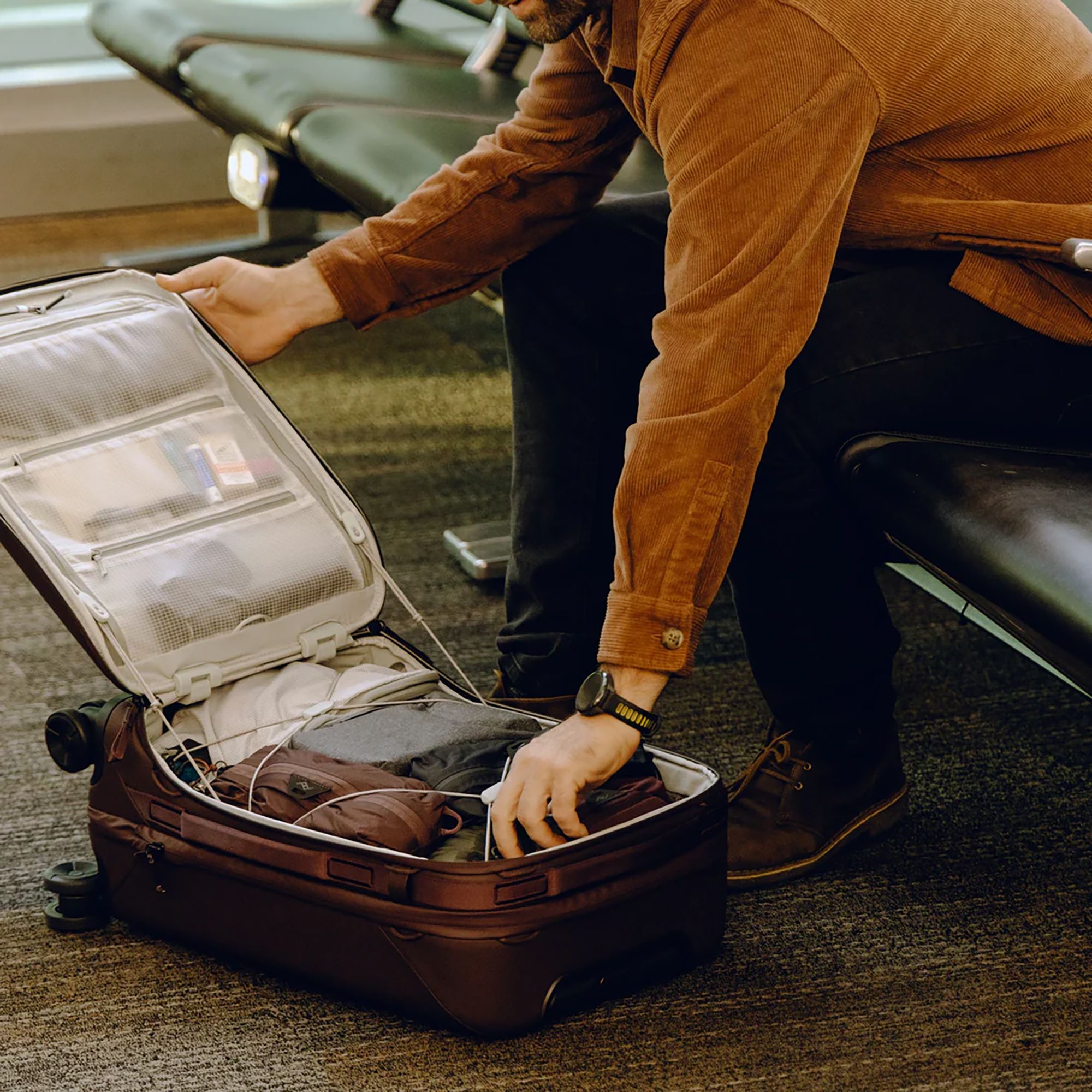 Peak Design Roller Pro Carry-On Luggage product image