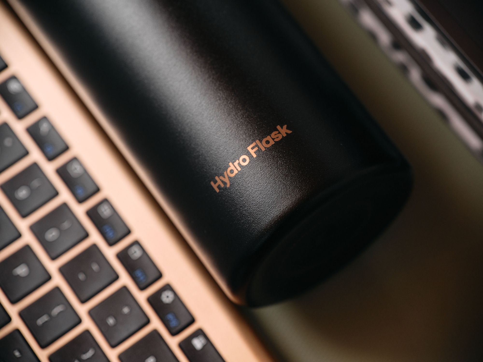 Hydro Flask 24 oz. Wide Mouth Bottle with Flex Straw Cap - ARC Collection product image