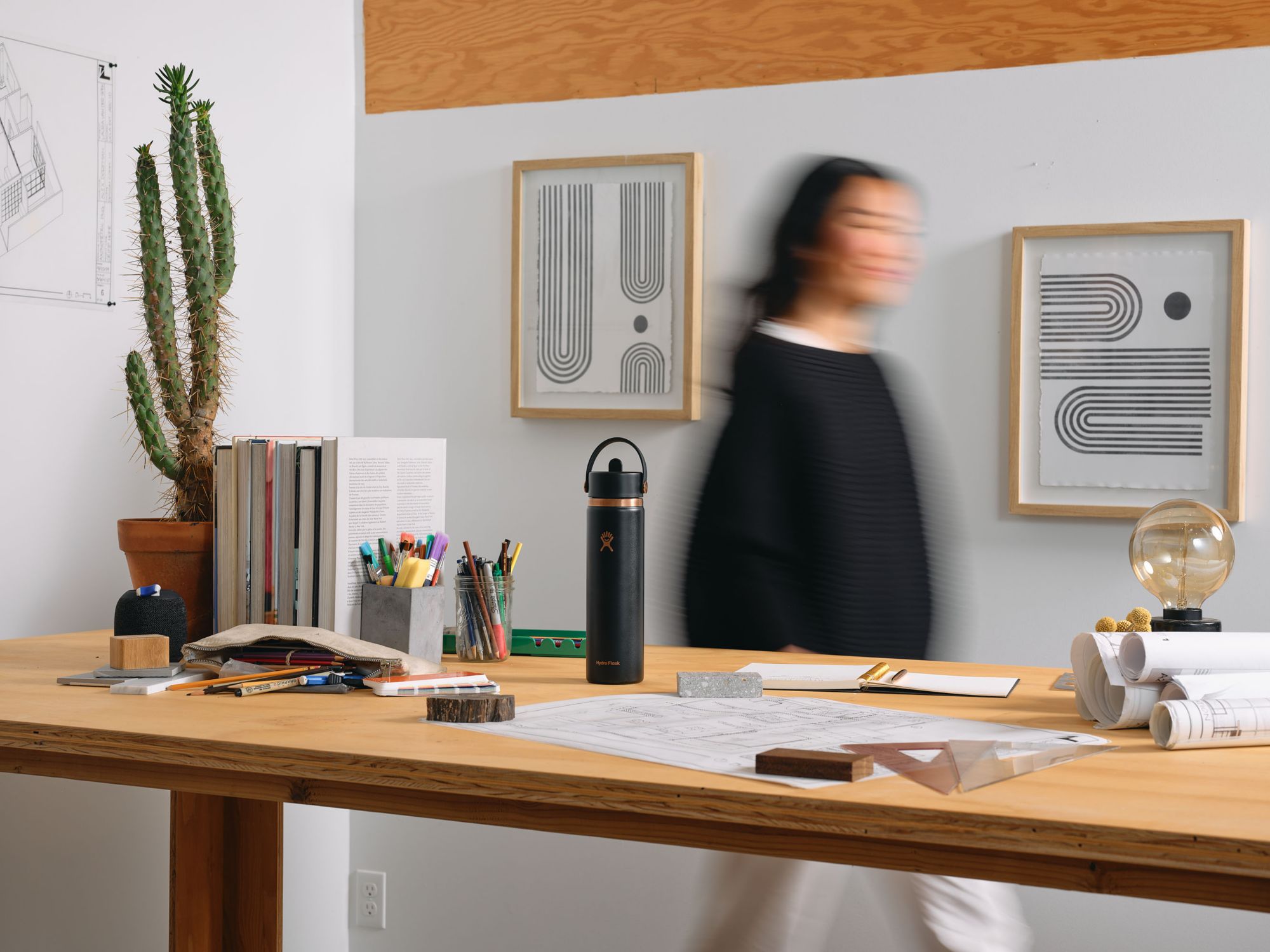 Hydro Flask 24 oz. Wide Mouth Bottle with Flex Straw Cap - ARC Collection product image