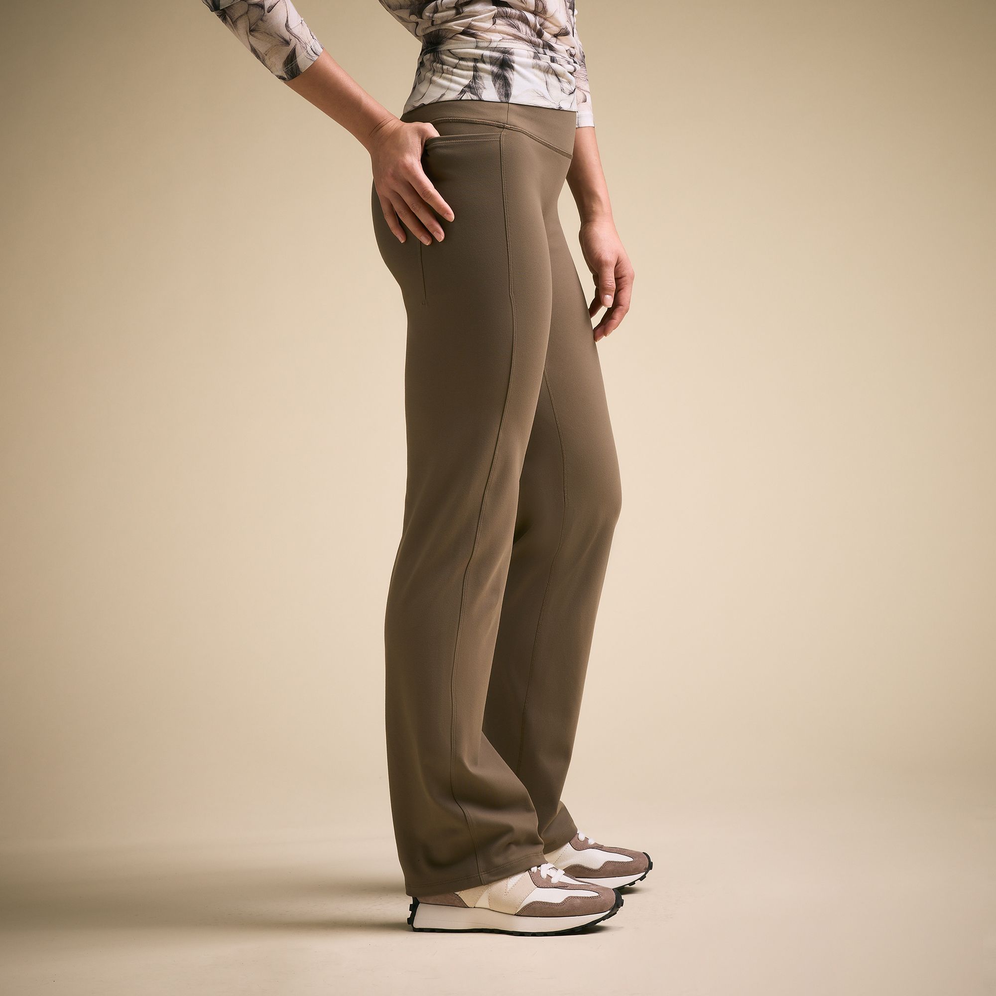 CALIA Women's Essentials Straight Leg Pant product image