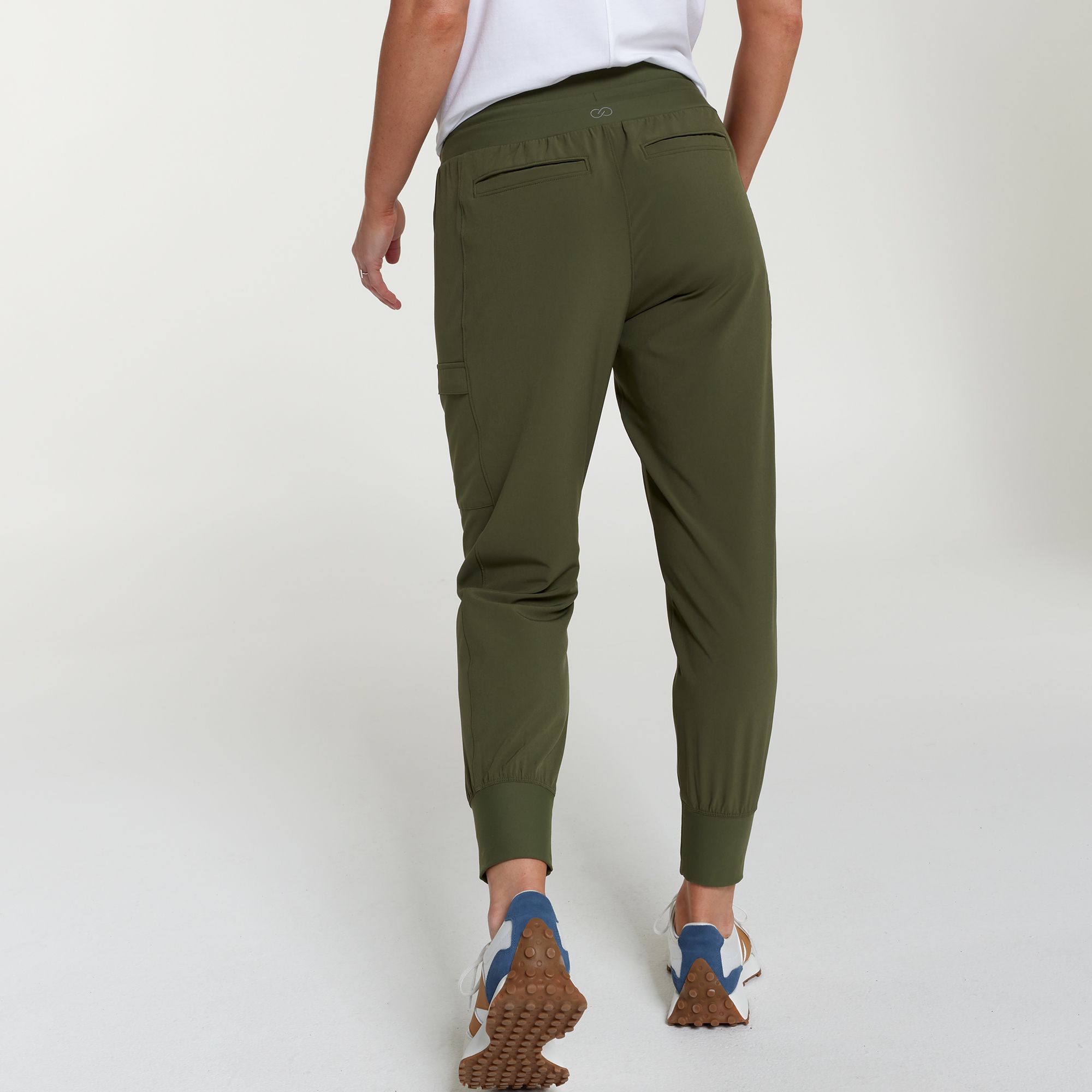 CALIA Women's TrueLight Cargo Pocket Jogger product image