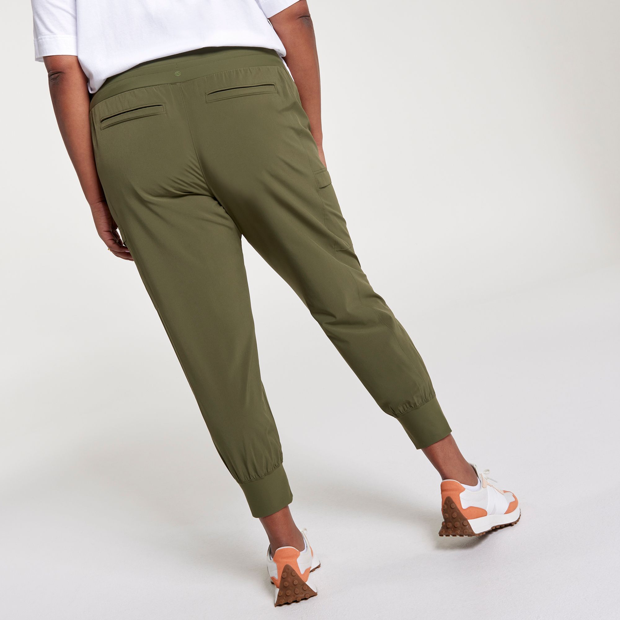 CALIA Women's TrueLight Cargo Pocket Jogger product image