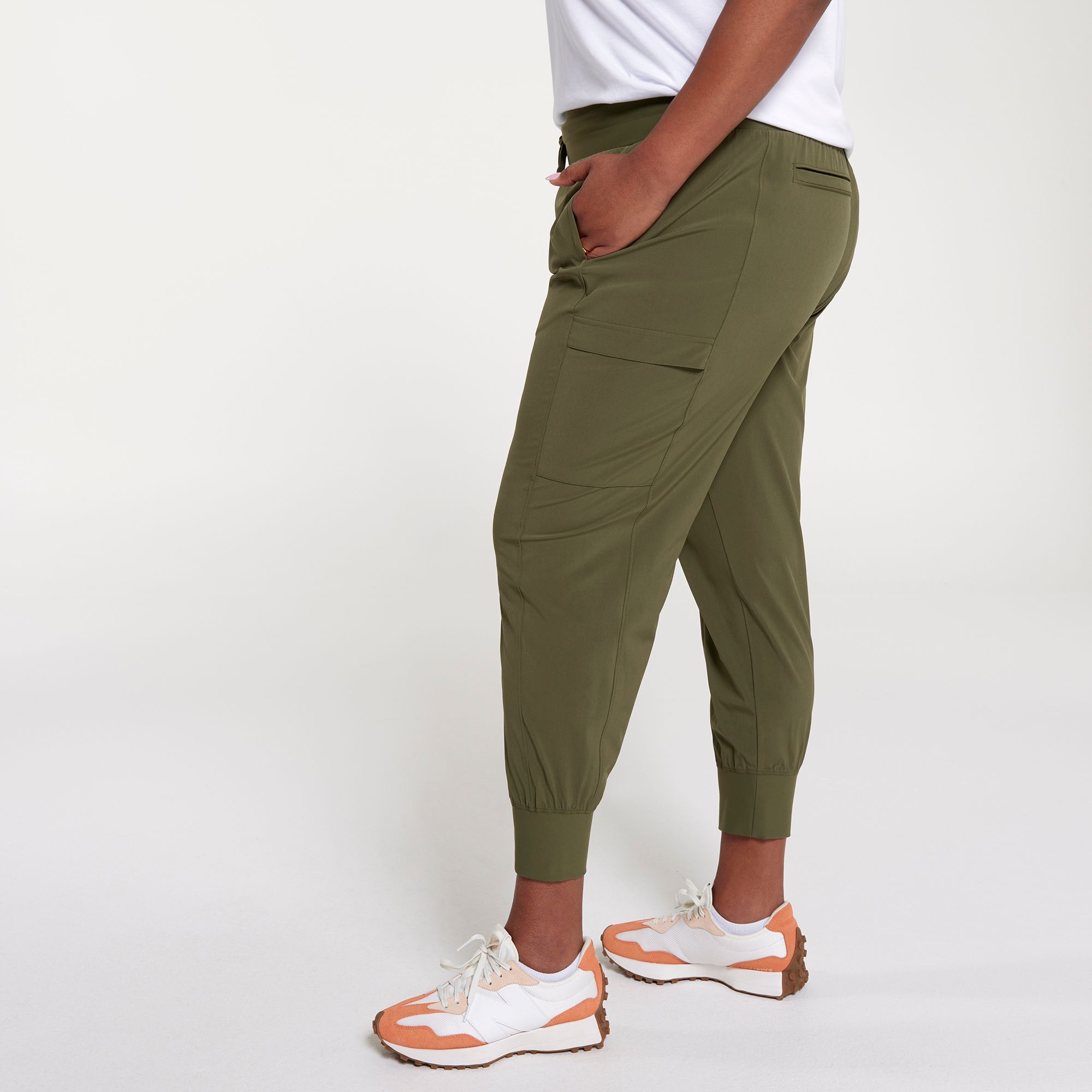 CALIA Women's TrueLight Cargo Pocket Jogger product image