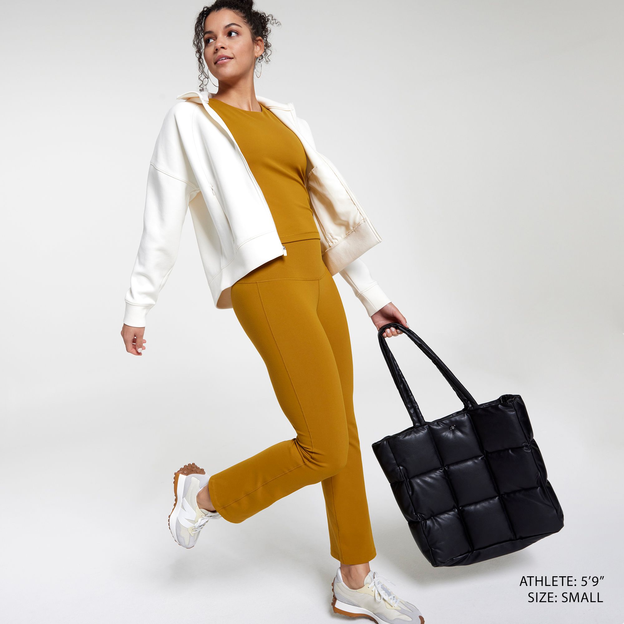 CALIA Women's Essential High Rise Cropped Flare Pant product image