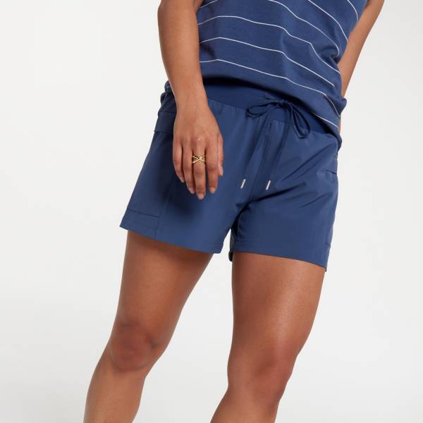 CALIA Women's Truelight Cargo Shorts product image