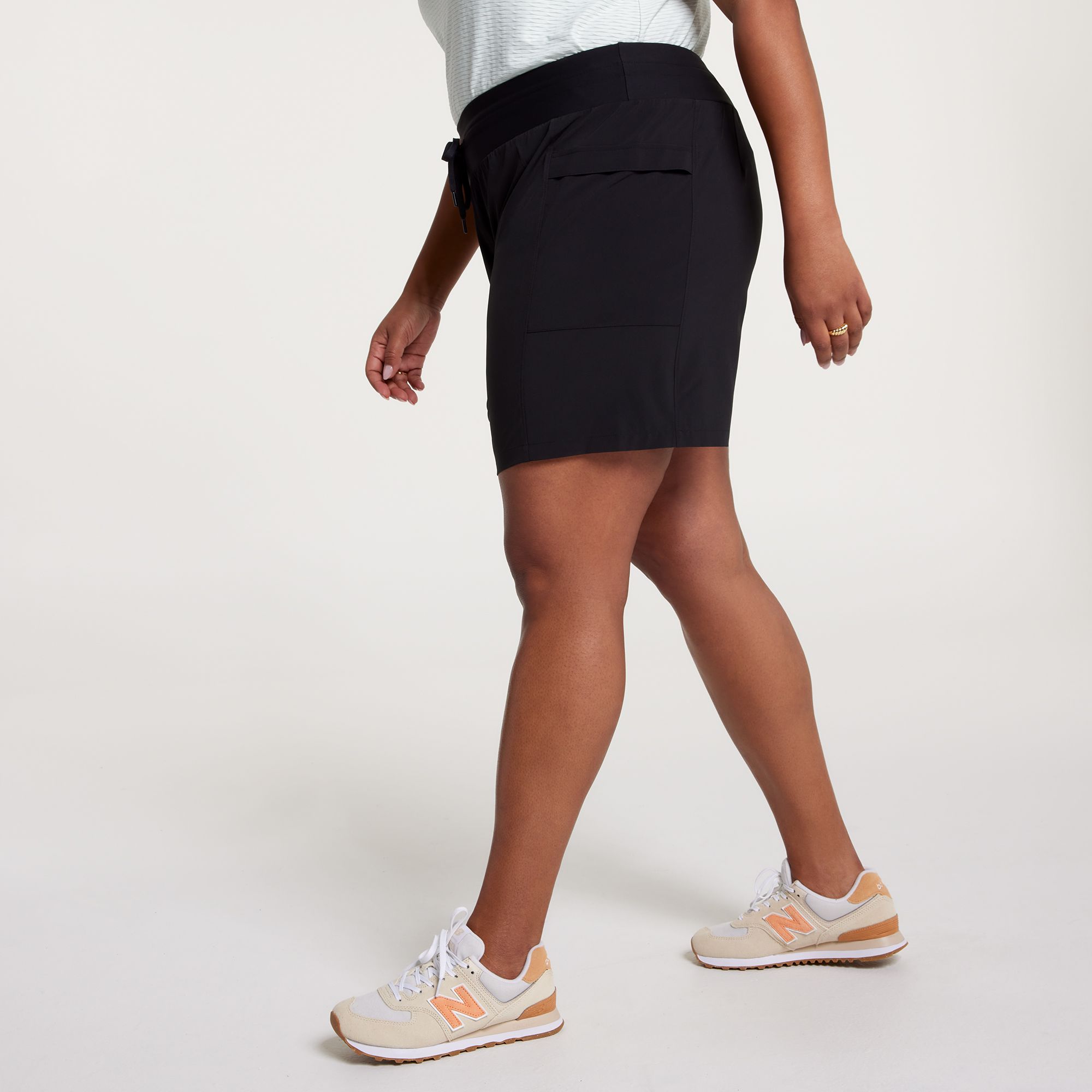 CALIA Women's TrueLight Cargo Bermuda Short product image