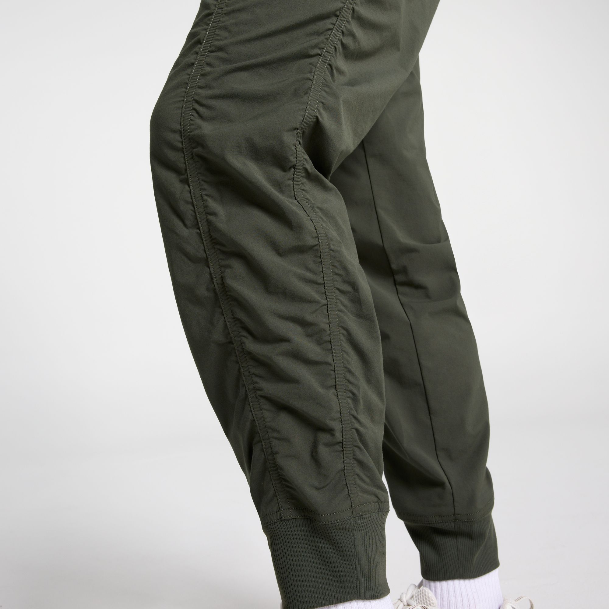 CALIA Women's Effortless Nyluxe Jogger product image