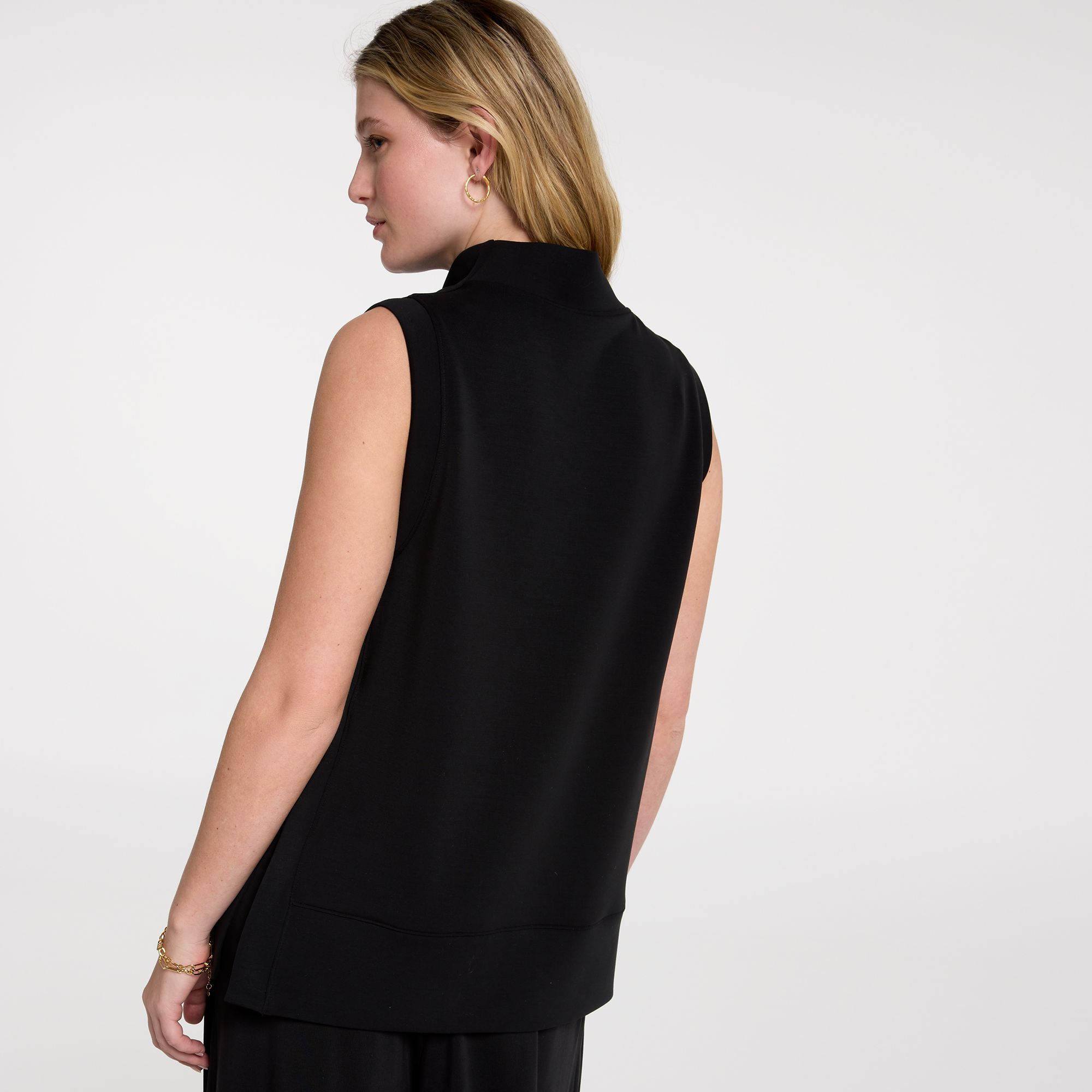 CALIA Women's Sandwash Sleeveless Pullover product image