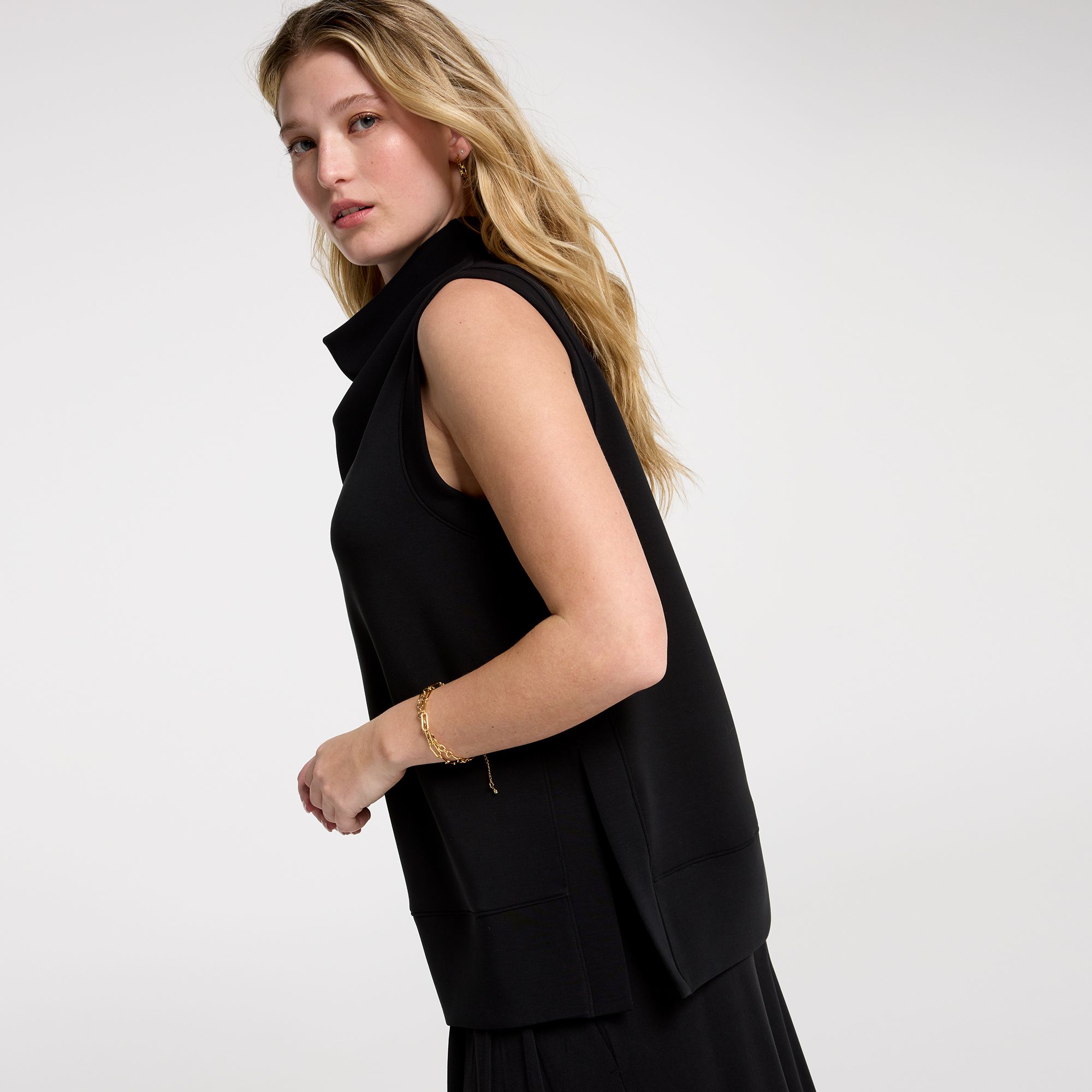 CALIA Women's Sandwash Sleeveless Pullover product image