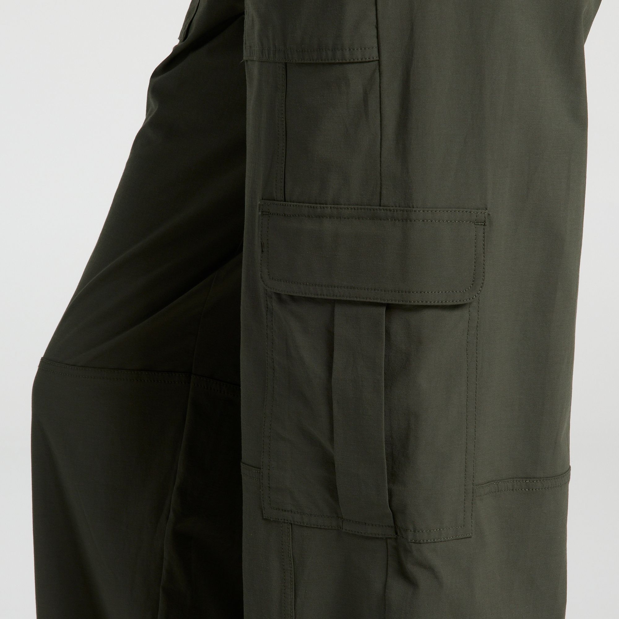 CALIA Women's Effortless Nyluxe Cinch Cargo Pant product image