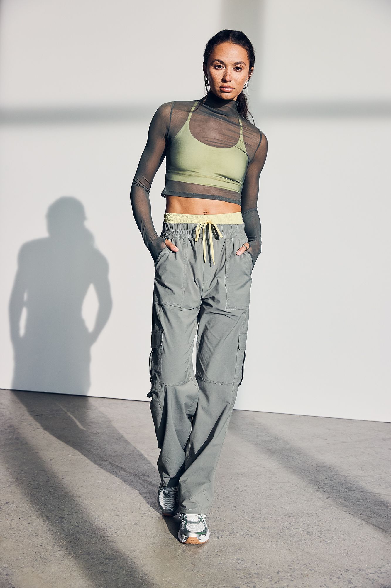 CALIA Women's Effortless Nyluxe Cinch Cargo Pant product image