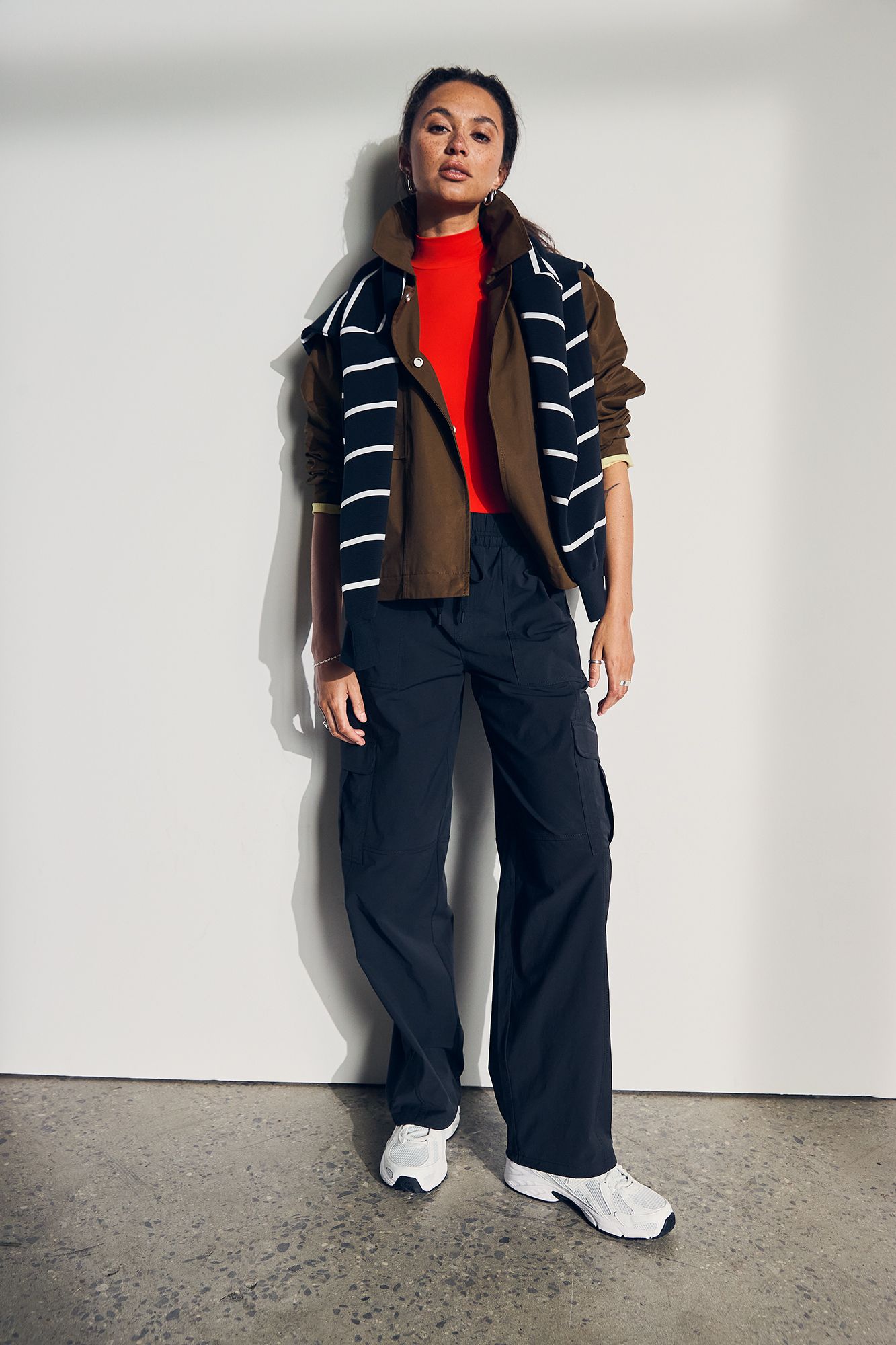 CALIA Women's Effortless Nyluxe Cinch Cargo Pant product image