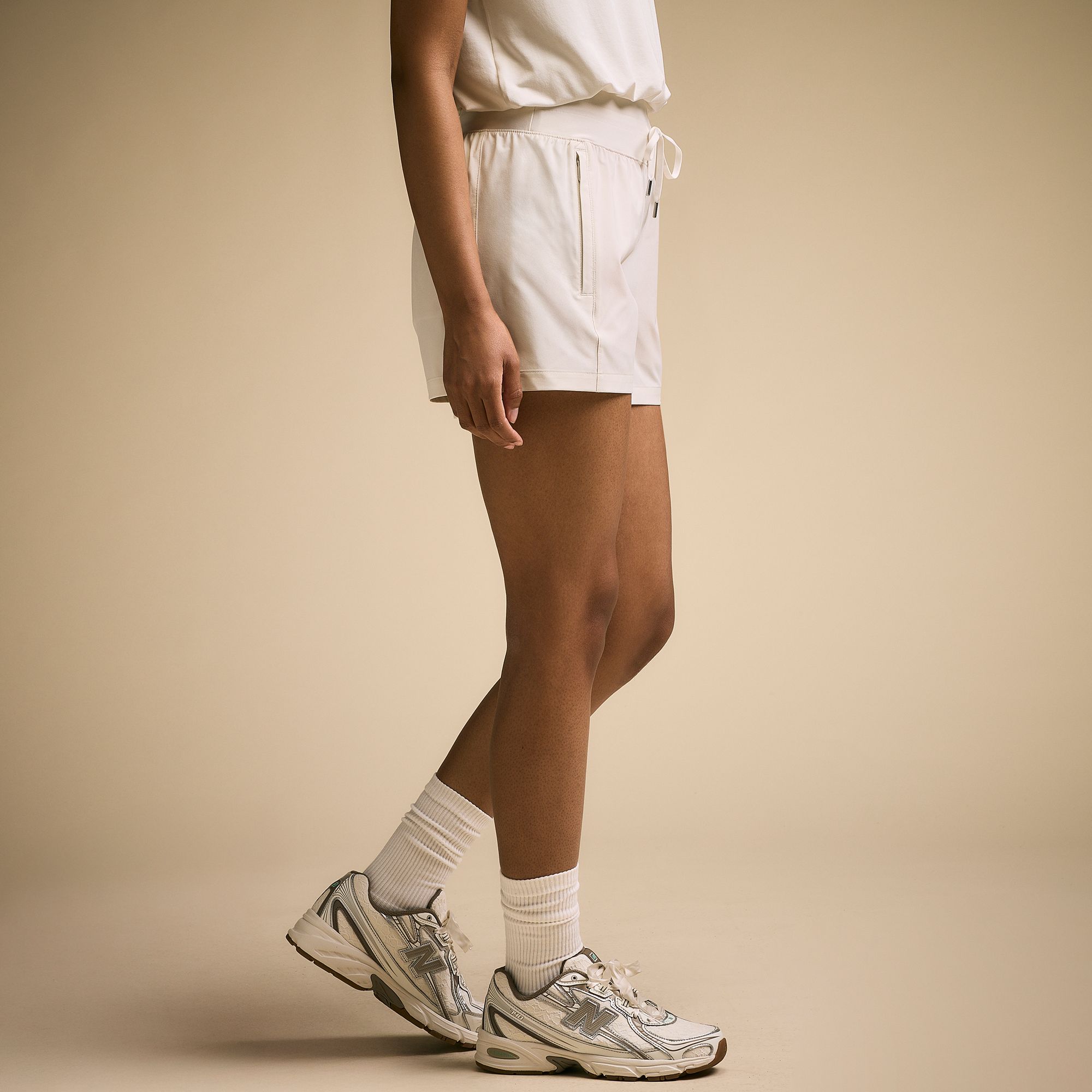 CALIA Women's Effortless TrueLight 4" Short product image