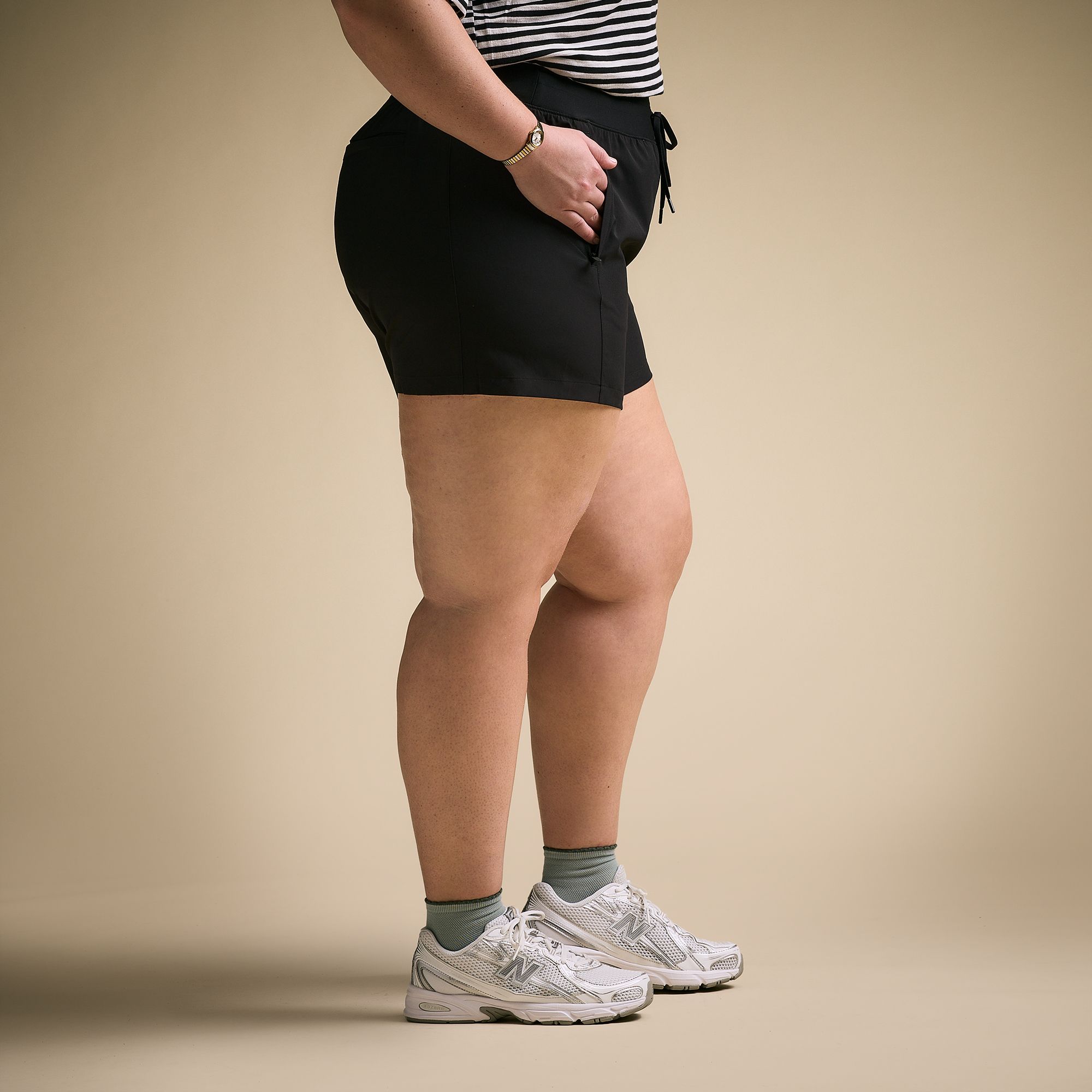 CALIA Women's Effortless TrueLight 4" Short product image