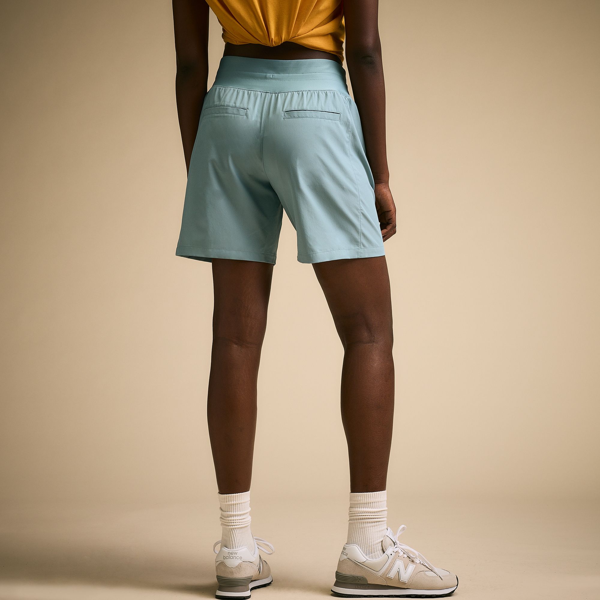 CALIA Women's Effortless TrueLight 7" Short product image